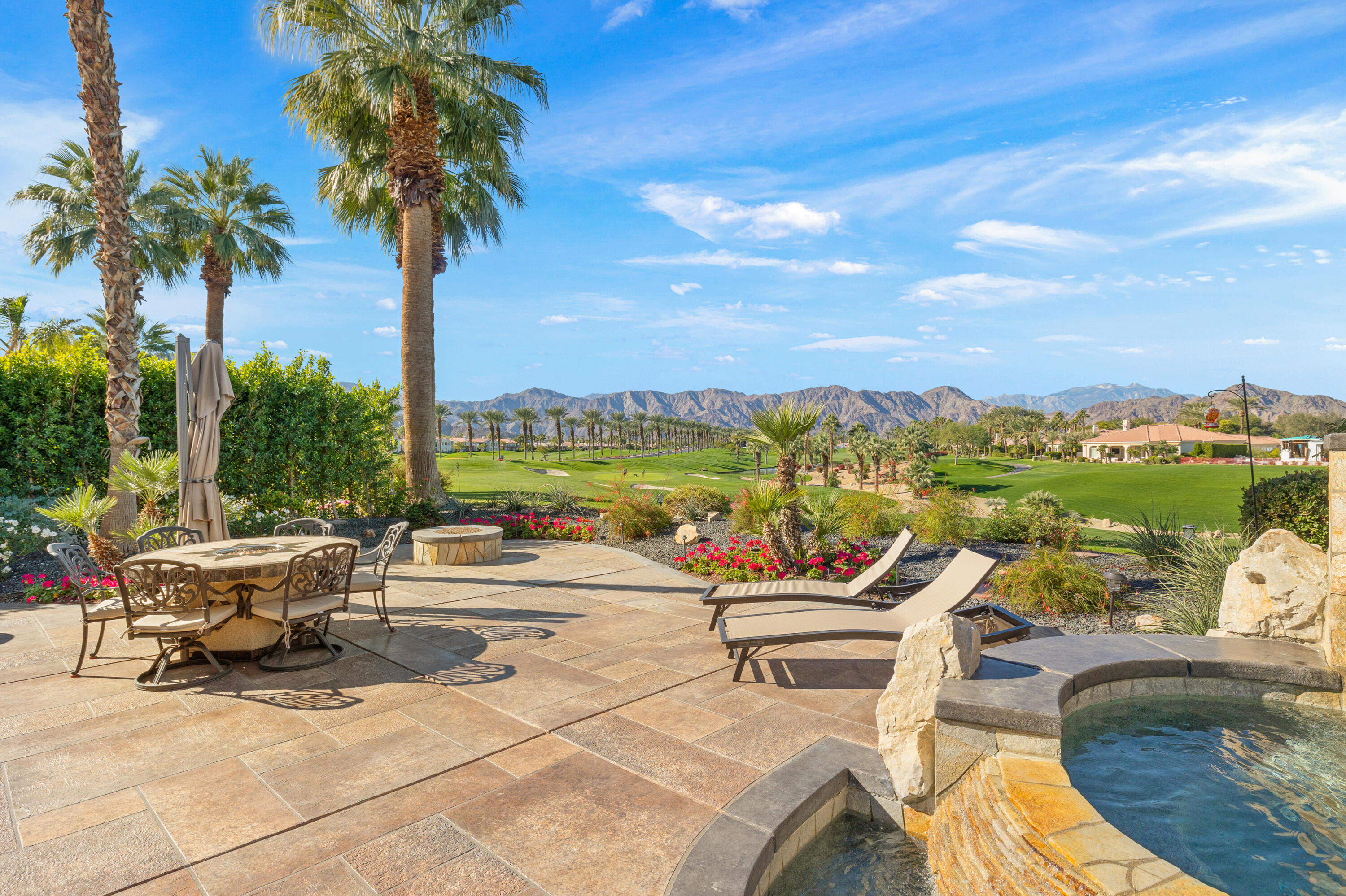 La Quinta, California, 92253, United States, 3 Bedrooms Bedrooms, ,4 BathroomsBathrooms,Residential,For Sale,2002197