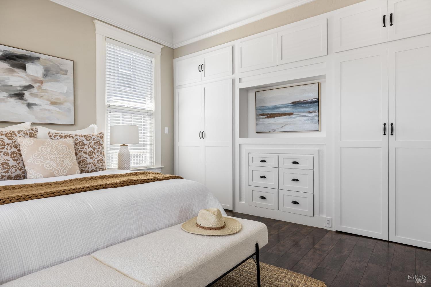 Petaluma, California, 94952, United States, 3 Bedrooms Bedrooms, ,2 BathroomsBathrooms,Residential,For Sale,1977520