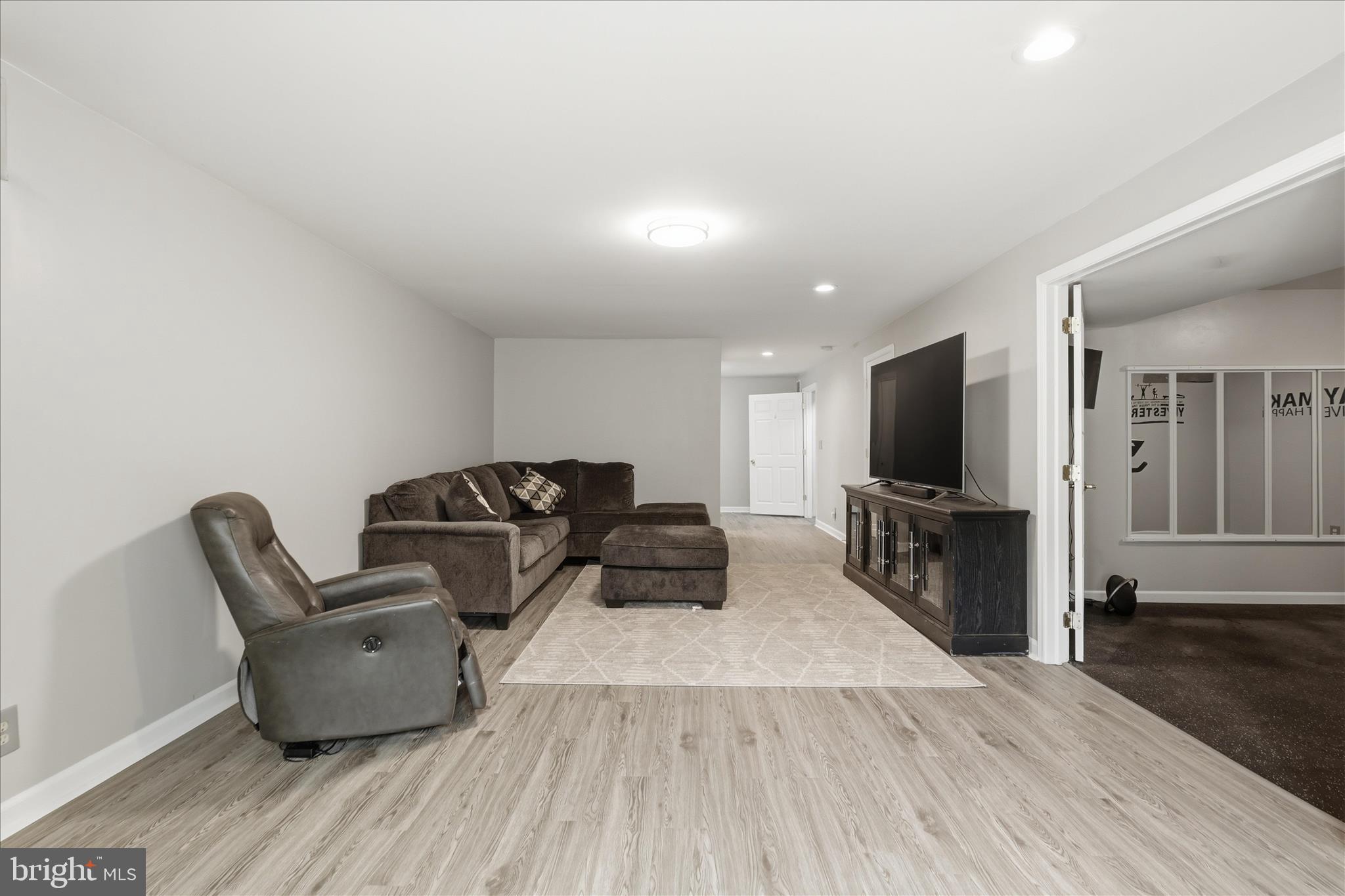 Woodbridge, Virginia, 22193, United States, 4 Bedrooms Bedrooms, ,4 BathroomsBathrooms,Residential,For Sale,2048672
