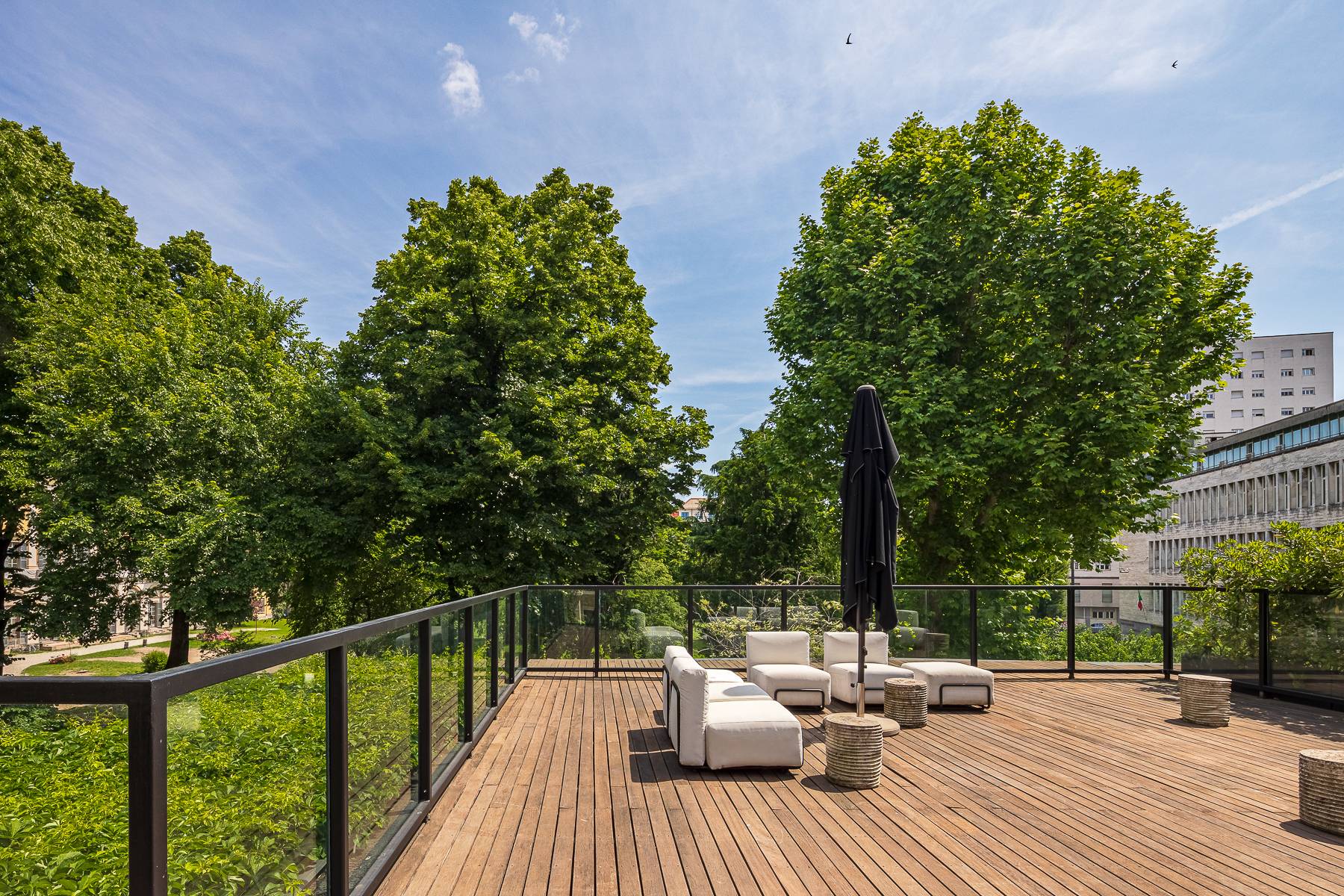  Independent property surrounded by greenery in the center of Milan - 物件實景