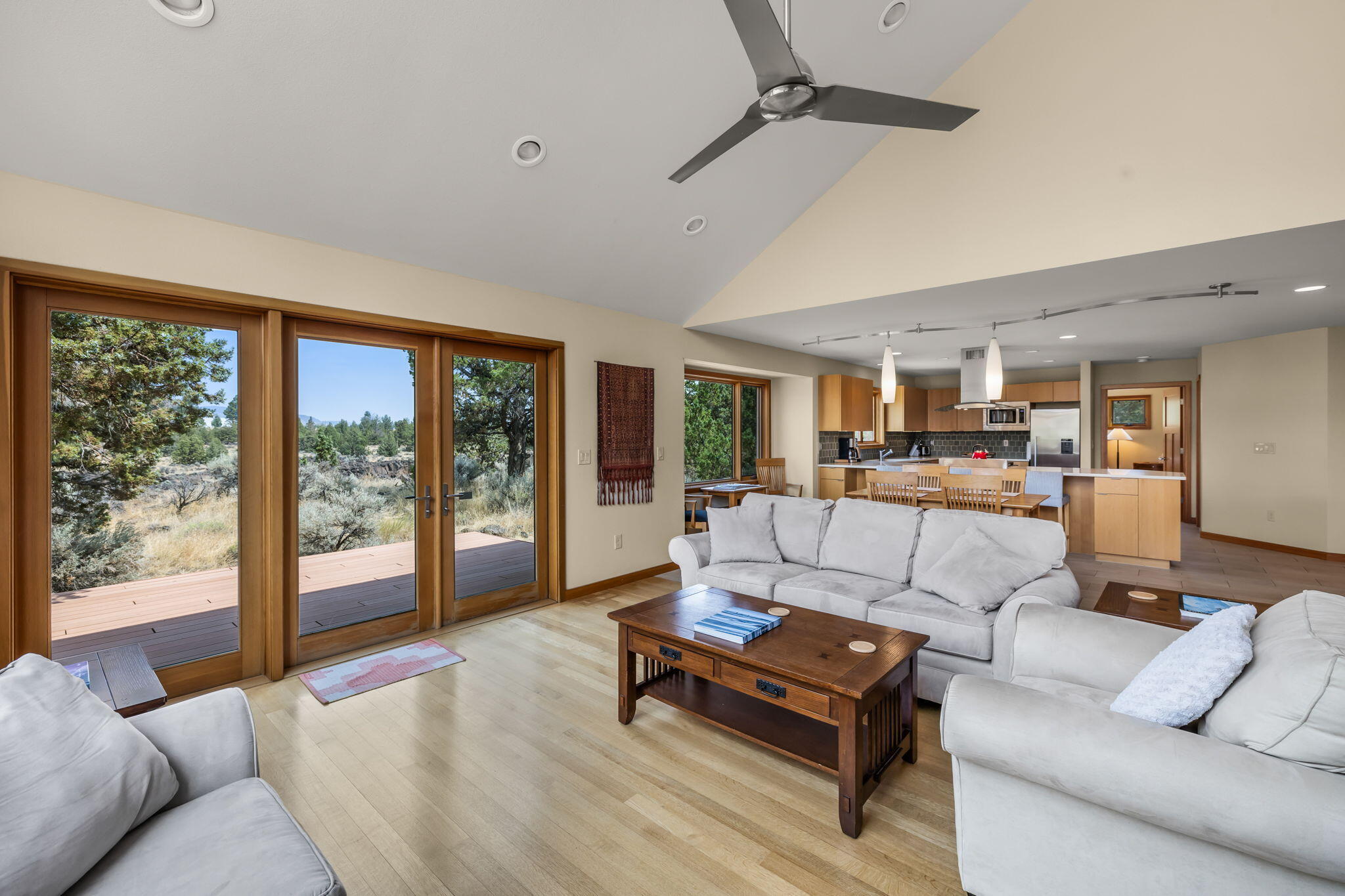 9210 NE Smith Rock Loop, Terrebonne, Oregon, 97760, United States, 2 Bedrooms Bedrooms, ,3 BathroomsBathrooms,Residential,For Sale,9210 NE Smith Rock Loop,1591545