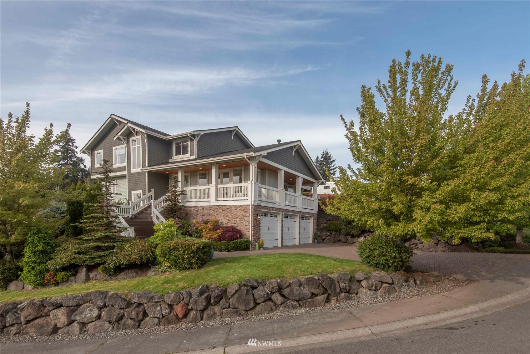 8624 113TH AVENUE SE, NEWCASTLE, Washington, 98056, United States, 5 Bedrooms Bedrooms, ,4 BathroomsBathrooms,Residential,For Sale,8624 113TH AVENUE SE,1433479