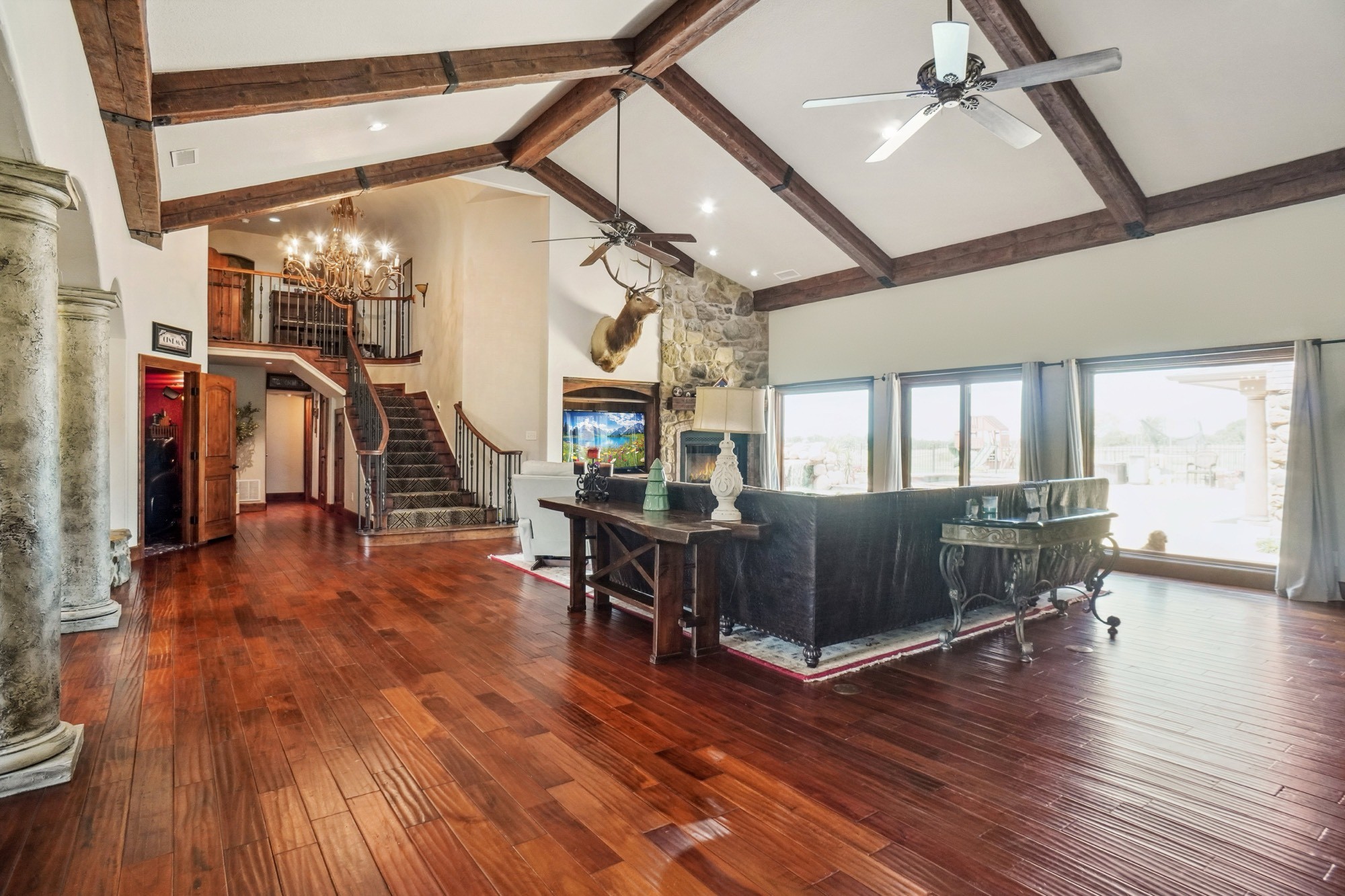 Decatur, Texas, 76234, United States, 7 Bedrooms Bedrooms, ,6 BathroomsBathrooms,Residential,For Sale,1976001