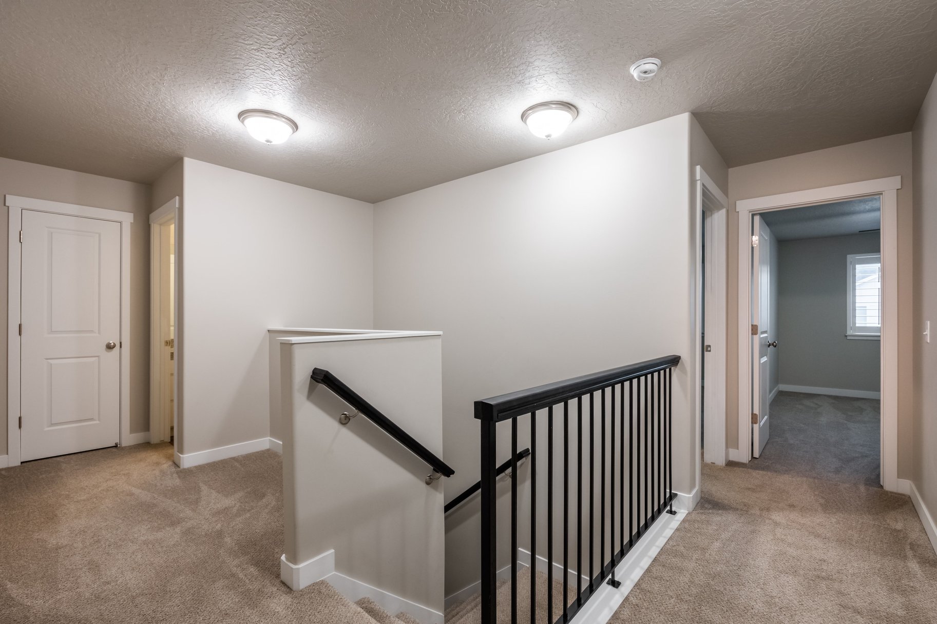  Meticulously Upgraded Townhome in Prime Draper - 物件實景