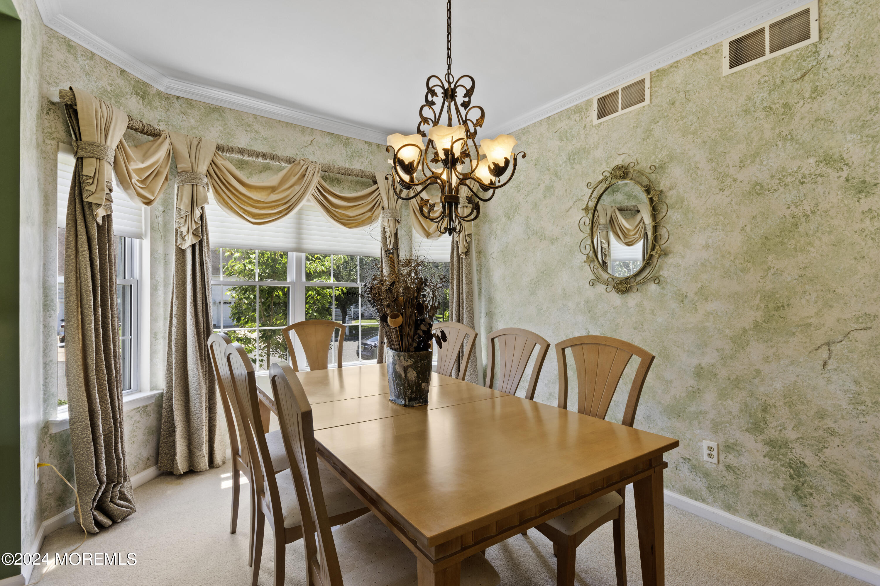 Howell, New Jersey, 07731, United States, 6 Bedrooms Bedrooms, ,3 BathroomsBathrooms,Residential,For Sale,1921817