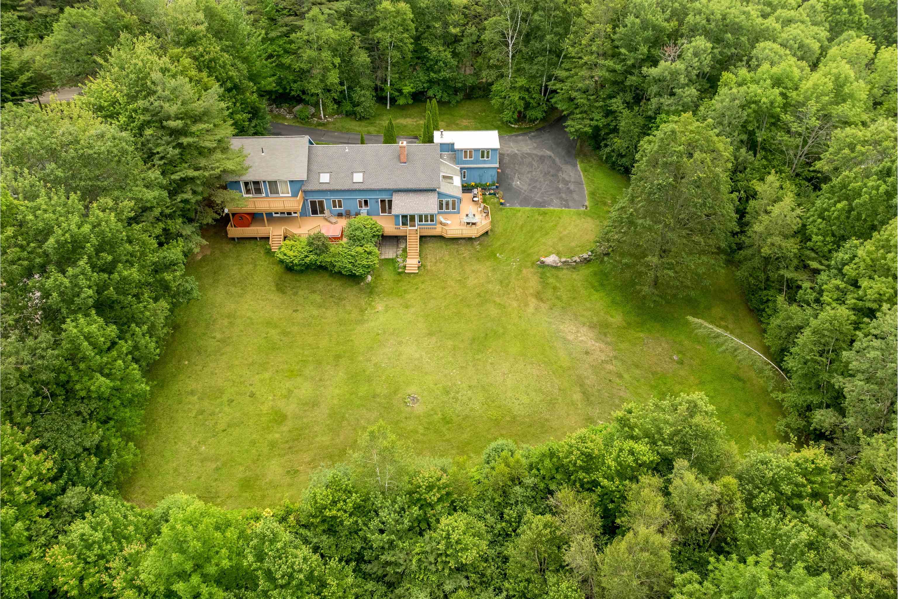 Newport, New Hampshire, 03773, United States, 4 Bedrooms Bedrooms, ,2 BathroomsBathrooms,Residential,For Sale,1891399
