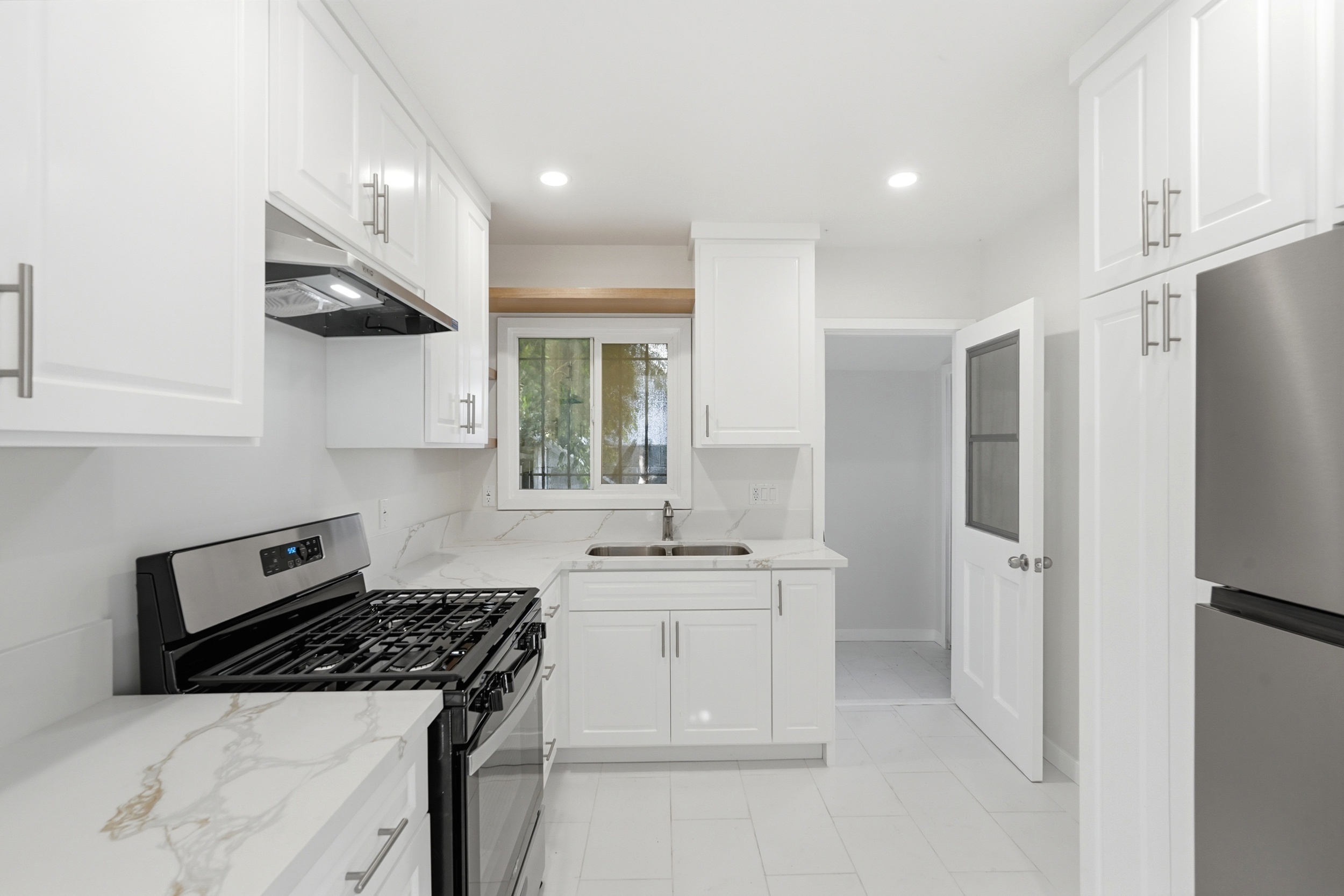  3826 Sawtelle Blvd - 物件實景