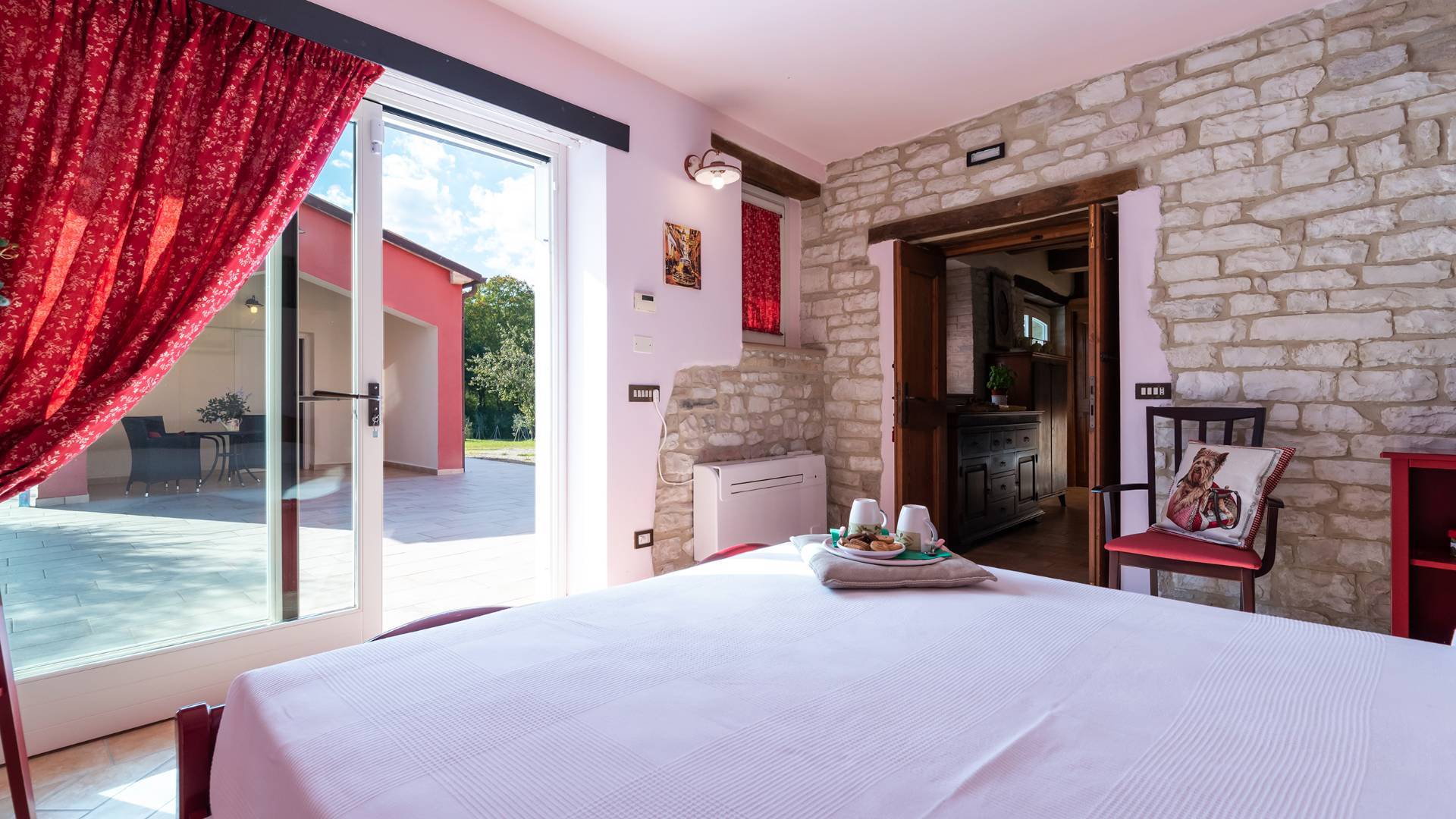 Fossombrone, Pesaro e Urbino, 61034, IT, 6 Bedrooms Bedrooms, ,10 BathroomsBathrooms,Residential,For Sale,1986512