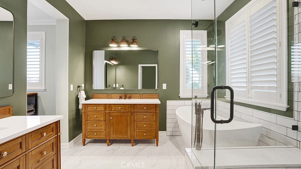 San Clemente, California, 92673, United States, 4 Bedrooms Bedrooms, ,3 BathroomsBathrooms,Residential,For Sale,1941034