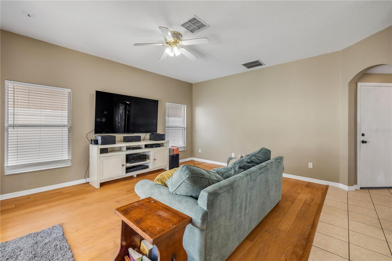 ORLANDO, Florida, 32835, United States, 4 Bedrooms Bedrooms, ,3 BathroomsBathrooms,Residential,For Sale,1885339
