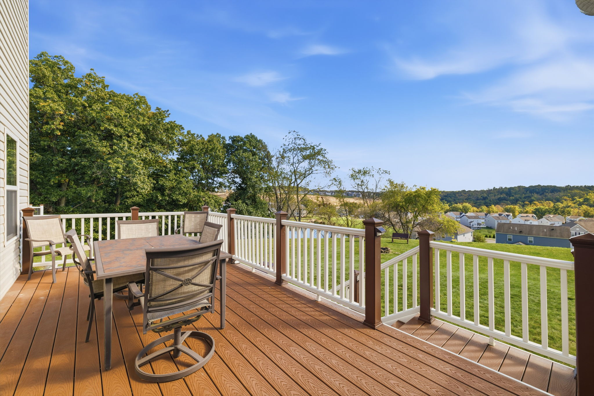  215 Horse Shoe Drive, Clinton, PA 15026 - 物件實景