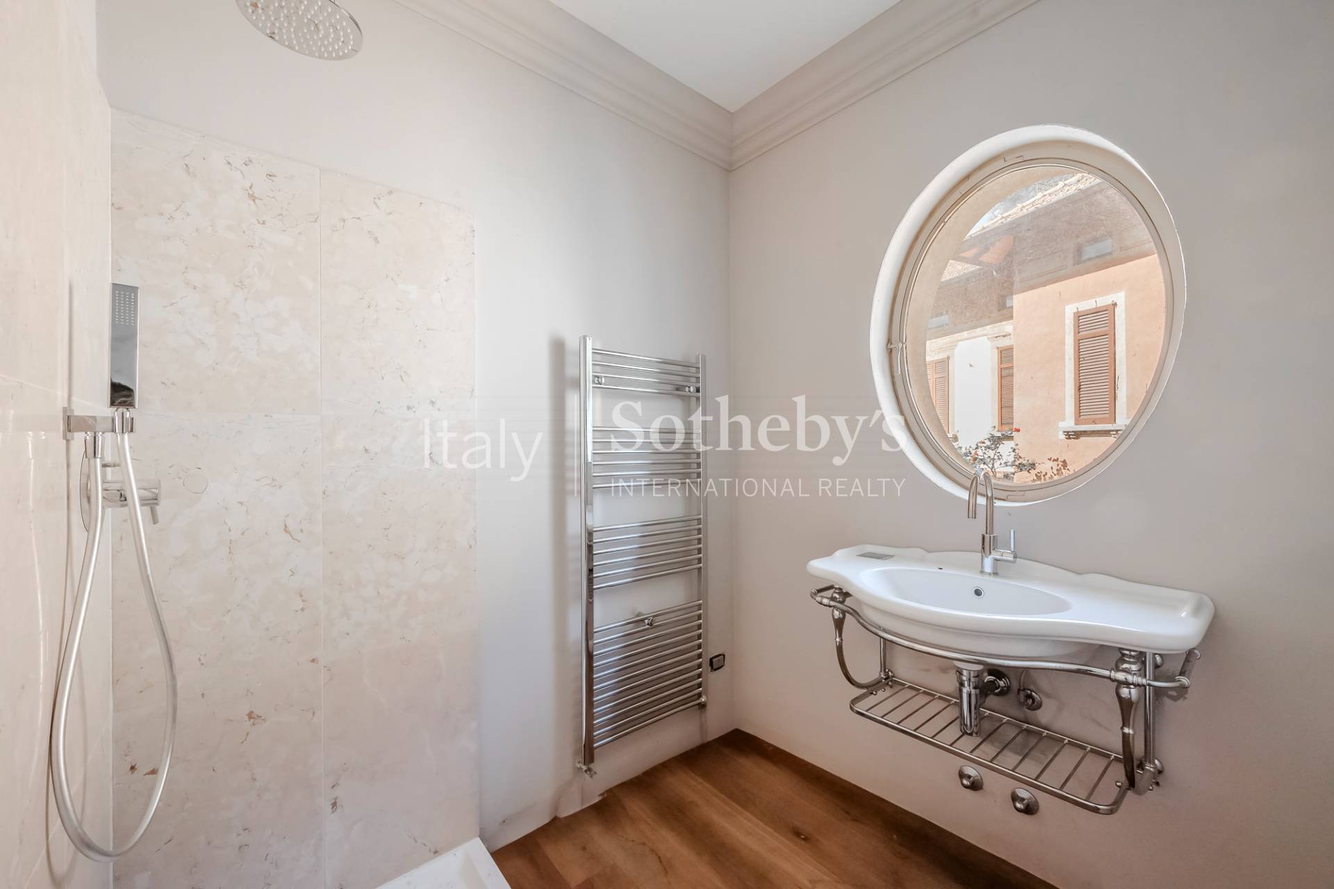  Liberty villa in the prestigious Sant
