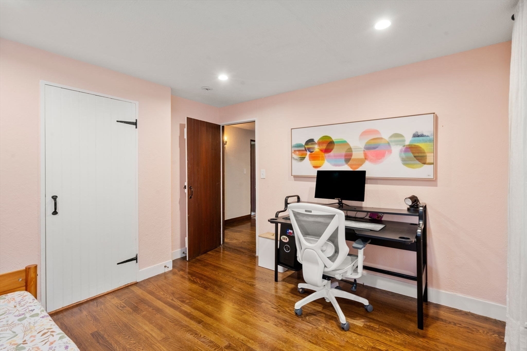 Boston, Massachusetts, 02130, United States, 4 Bedrooms Bedrooms, ,3 BathroomsBathrooms,Residential,For Sale,1987841