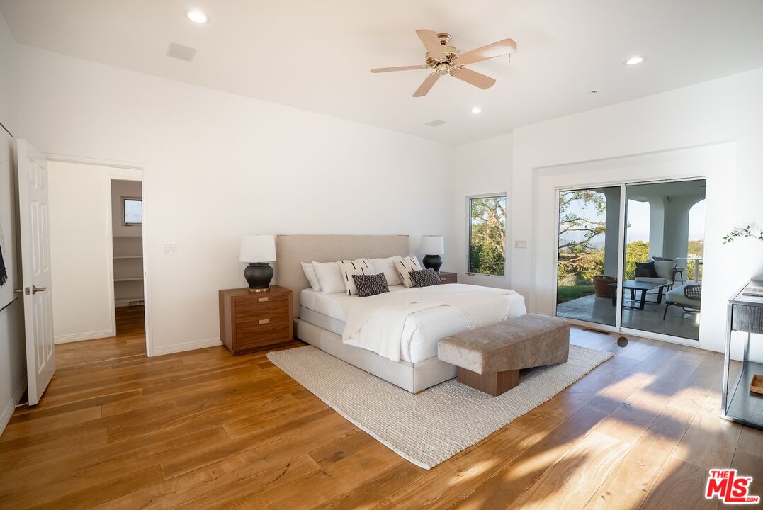 Topanga, California, 90290, United States, 4 Bedrooms Bedrooms, ,4 BathroomsBathrooms,Residential,For Sale,1902057