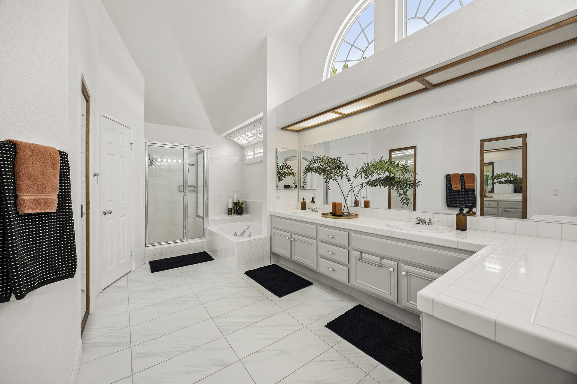 Walnut, California, 91789, United States, 5 Bedrooms Bedrooms, ,3 BathroomsBathrooms,Residential,For Sale,2048876