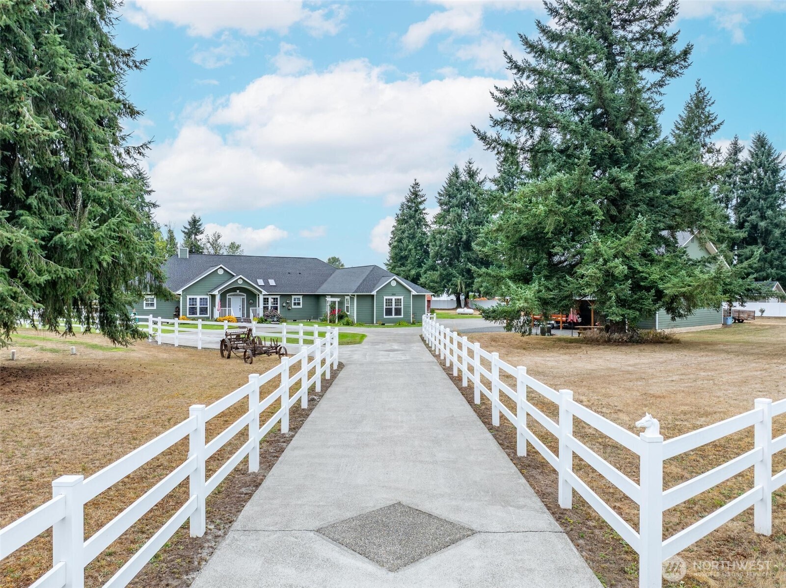 Centralia, Washington, 98531, United States, 3 Bedrooms Bedrooms, ,3 BathroomsBathrooms,Residential,For Sale,1983563