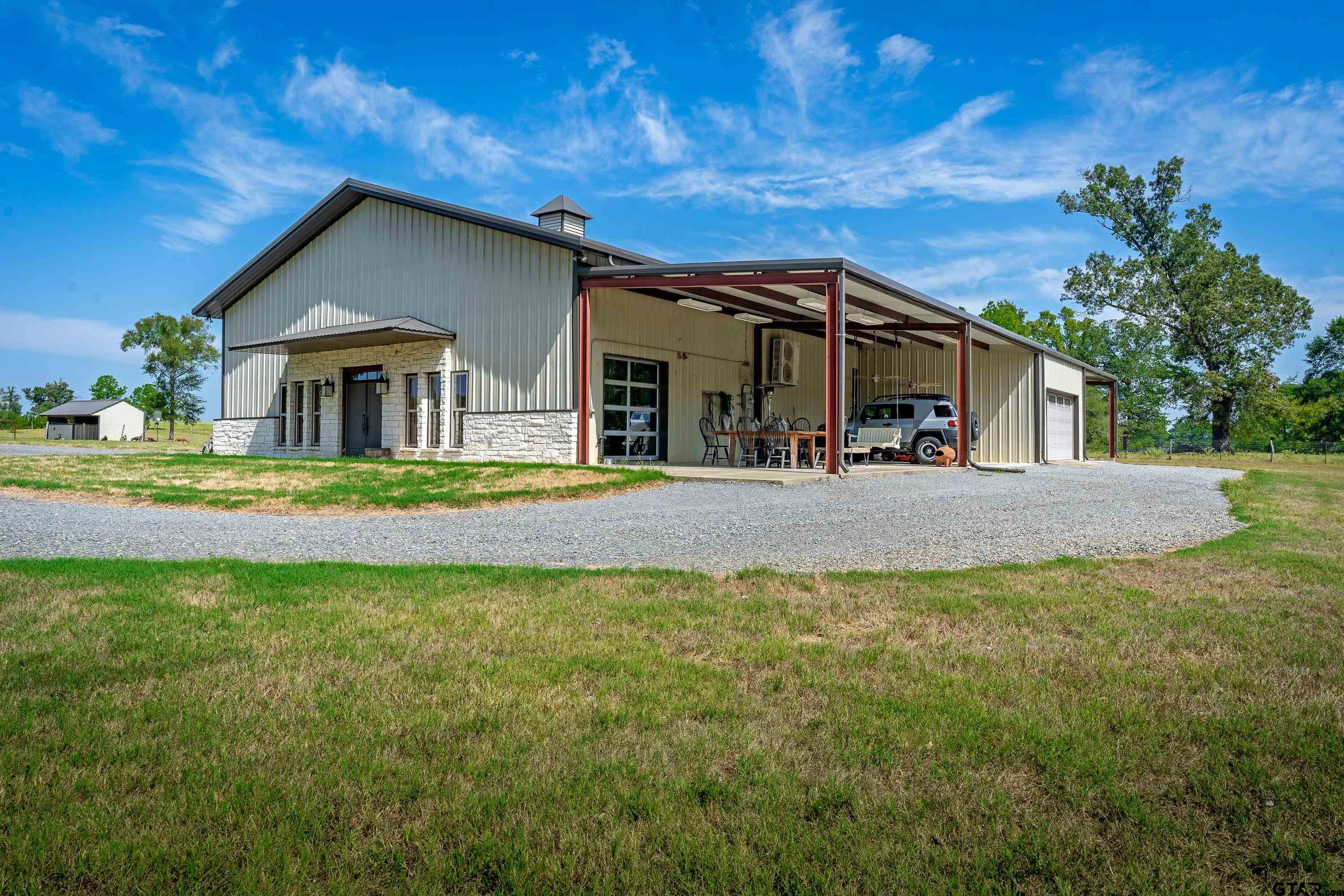6289 FM 2204, Kilgore, Texas, 75662, United States, 3 Bedrooms Bedrooms, ,4 BathroomsBathrooms,Residential,For Sale,6289 FM 2204,1610784