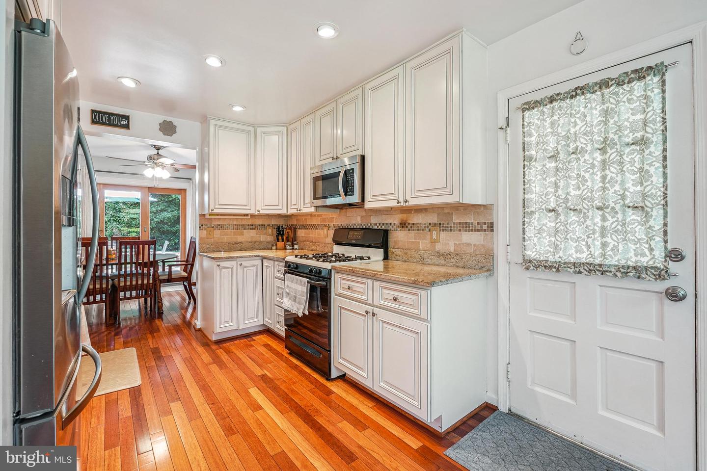 Fairfax, Virginia, 22032, United States, 4 Bedrooms Bedrooms, ,3 BathroomsBathrooms,Residential,For Sale,1903584