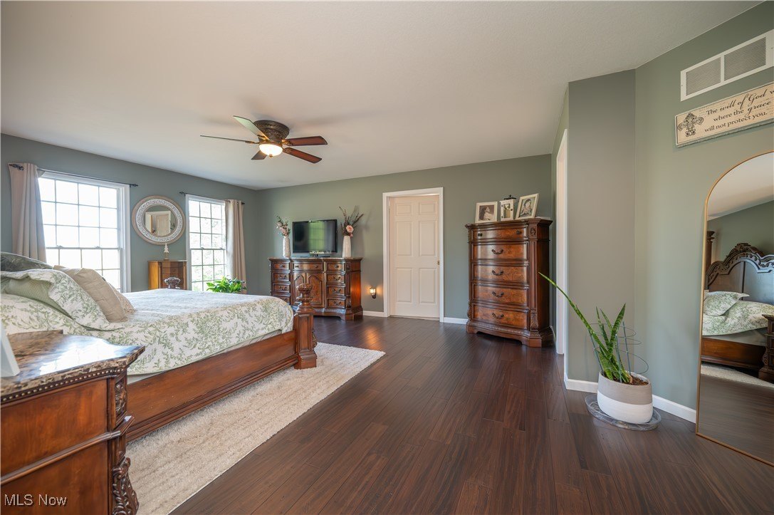 New Waterford, Ohio, 44445, United States, 4 Bedrooms Bedrooms, ,4 BathroomsBathrooms,Residential,For Sale,1931014