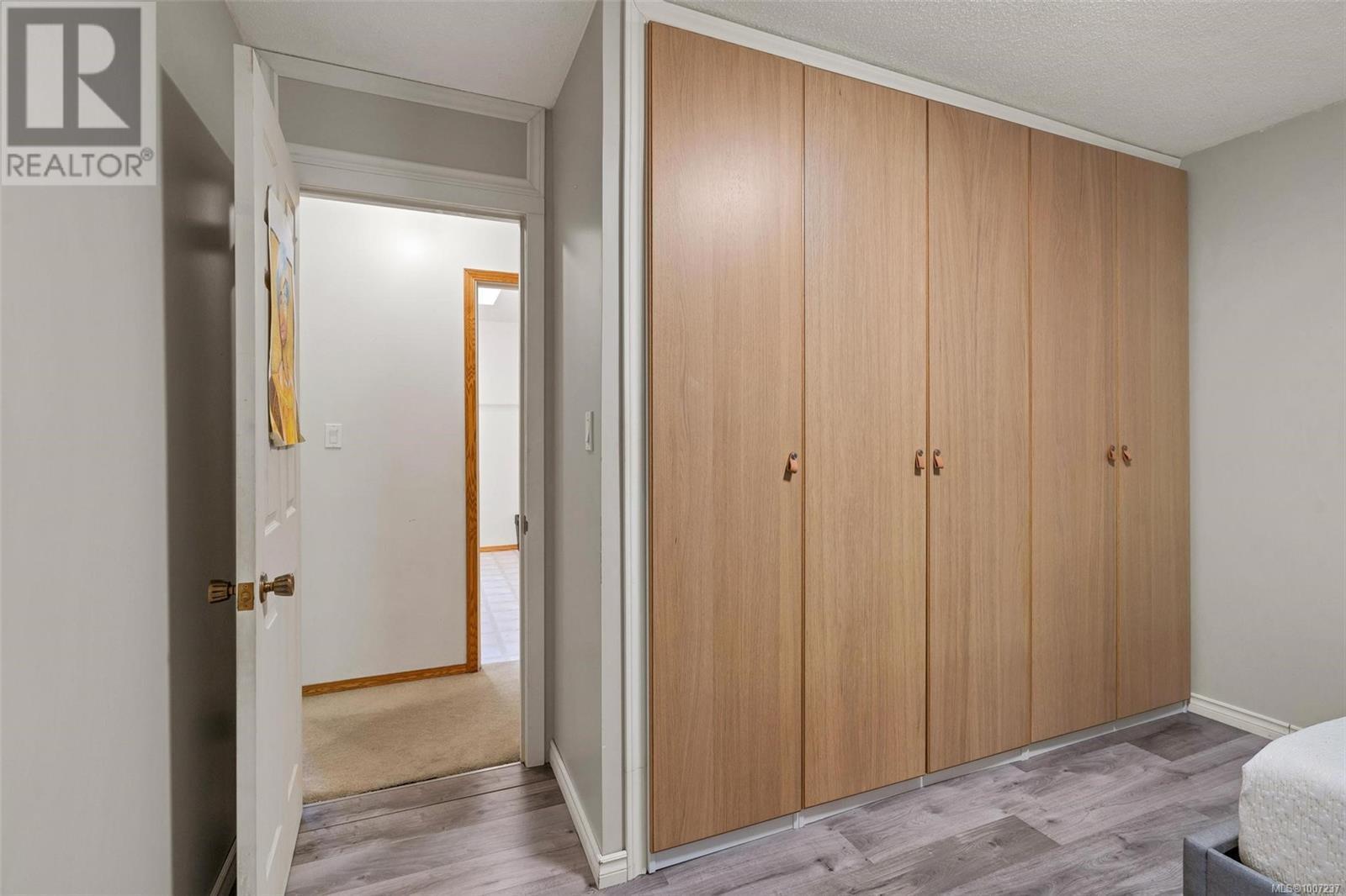 SAANICH, British Columbia, V8Y 1A9, CA, 4 Bedrooms Bedrooms, ,3 BathroomsBathrooms,Residential,For Sale,1901029