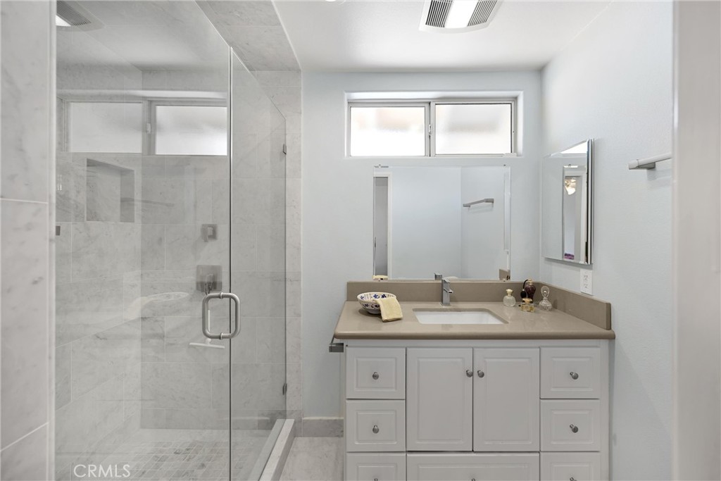 Upland, California, 91786, United States, 5 Bedrooms Bedrooms, ,2 BathroomsBathrooms,Residential,For Sale,1927860