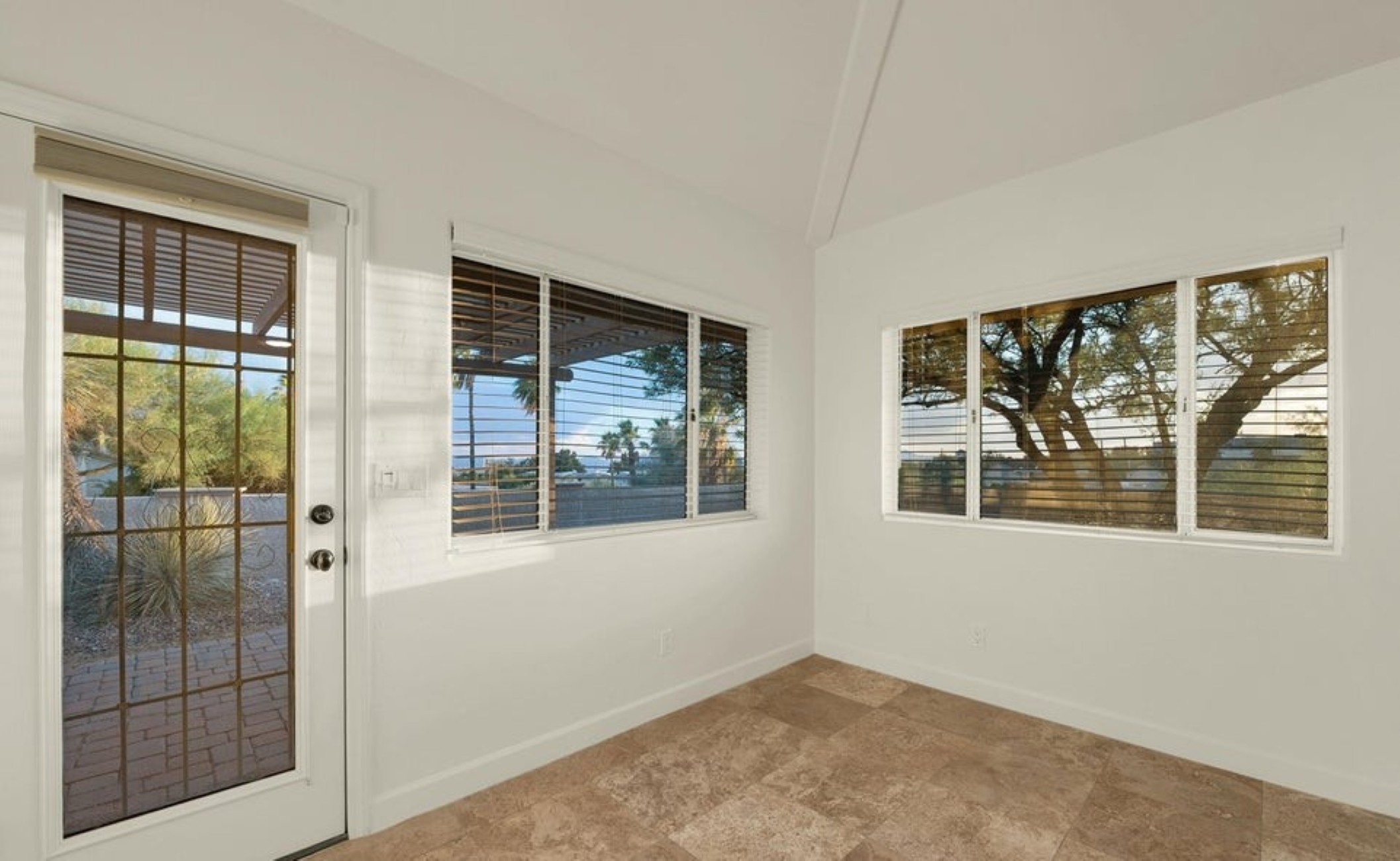  6543 N Turnberry Drive, Tucson, AZ 85718 - 物件實景