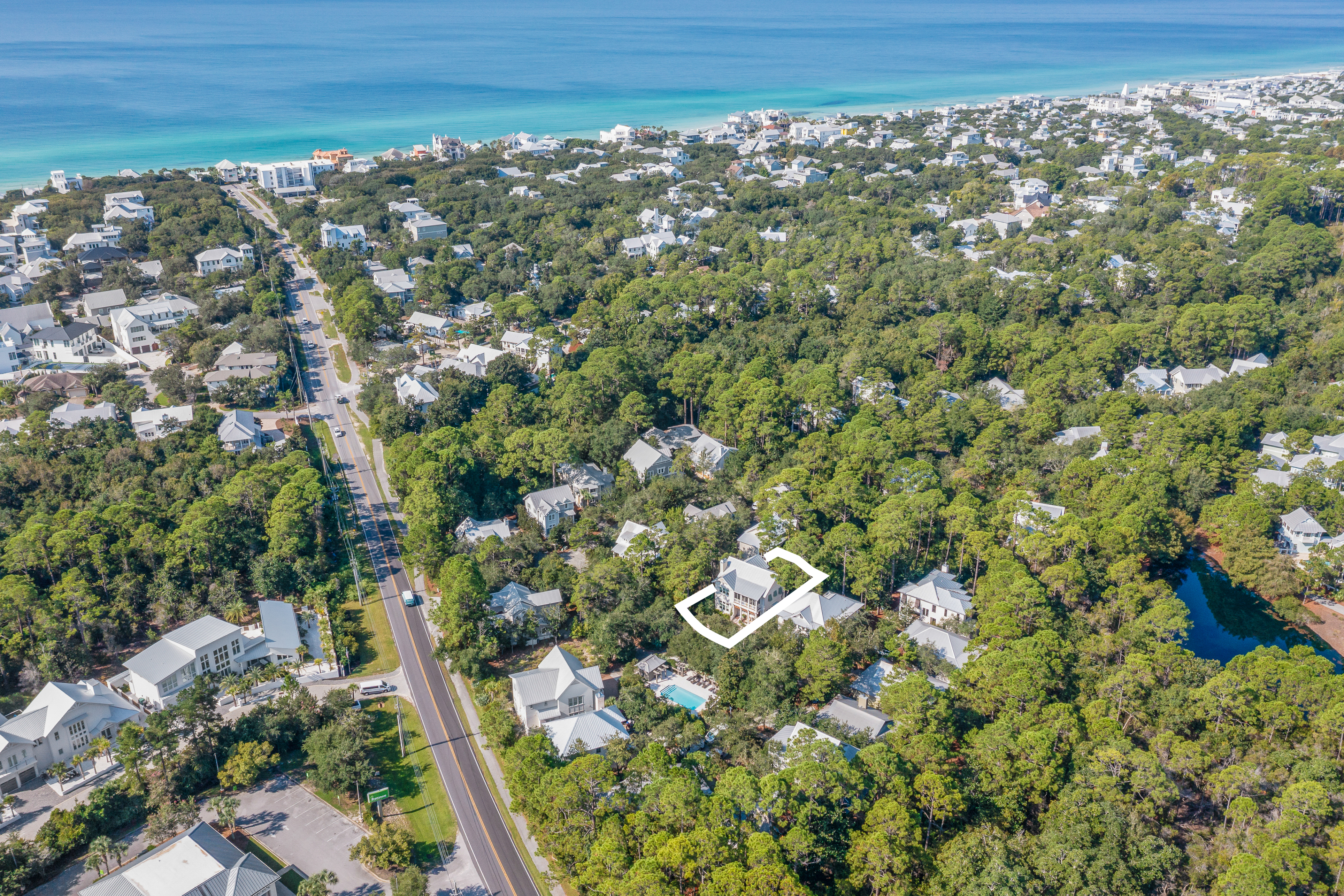  Distinctive Preserve-Backed Seagrove Beach Retreat Near the Gulf - 物件實景