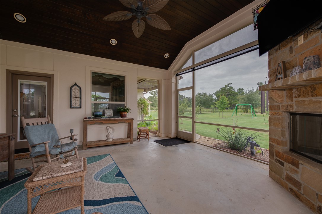 Iola, Texas, 77861, United States, 3 Bedrooms Bedrooms, ,3 BathroomsBathrooms,Residential,For Sale,1896848