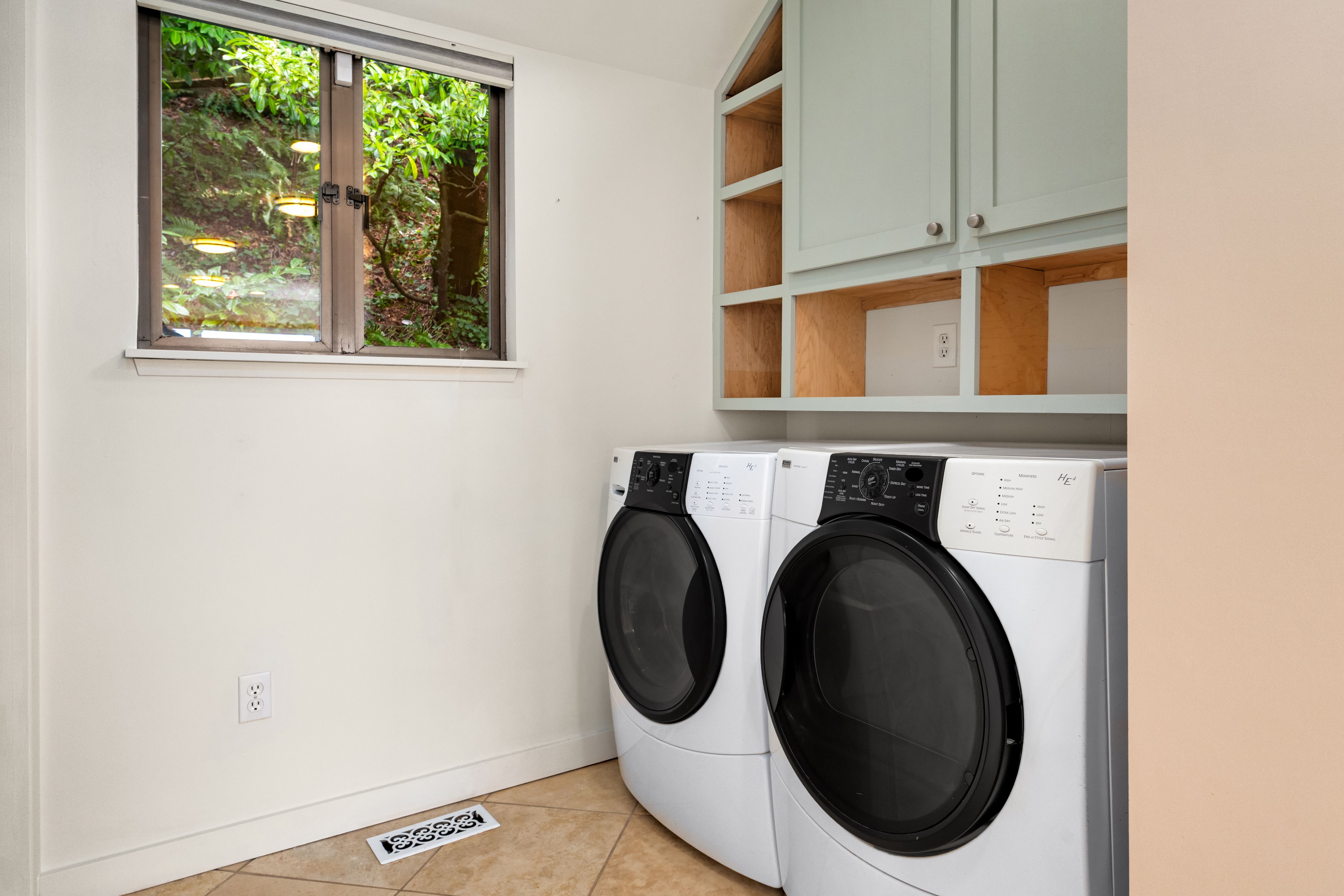  16611 Maplewild Ave SW, Burien, WA 98166 - 物件實景