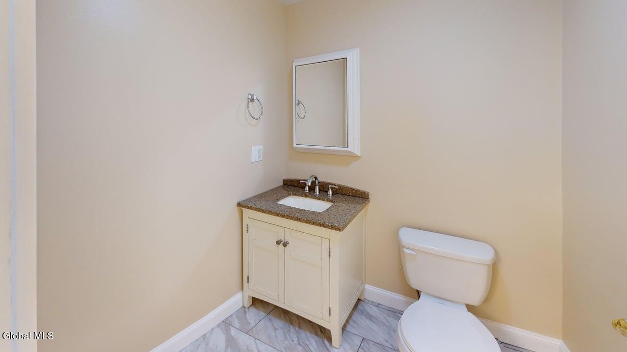 Summit, New York, 12175, United States, 3 Bedrooms Bedrooms, ,4 BathroomsBathrooms,Residential,For Sale,1942619