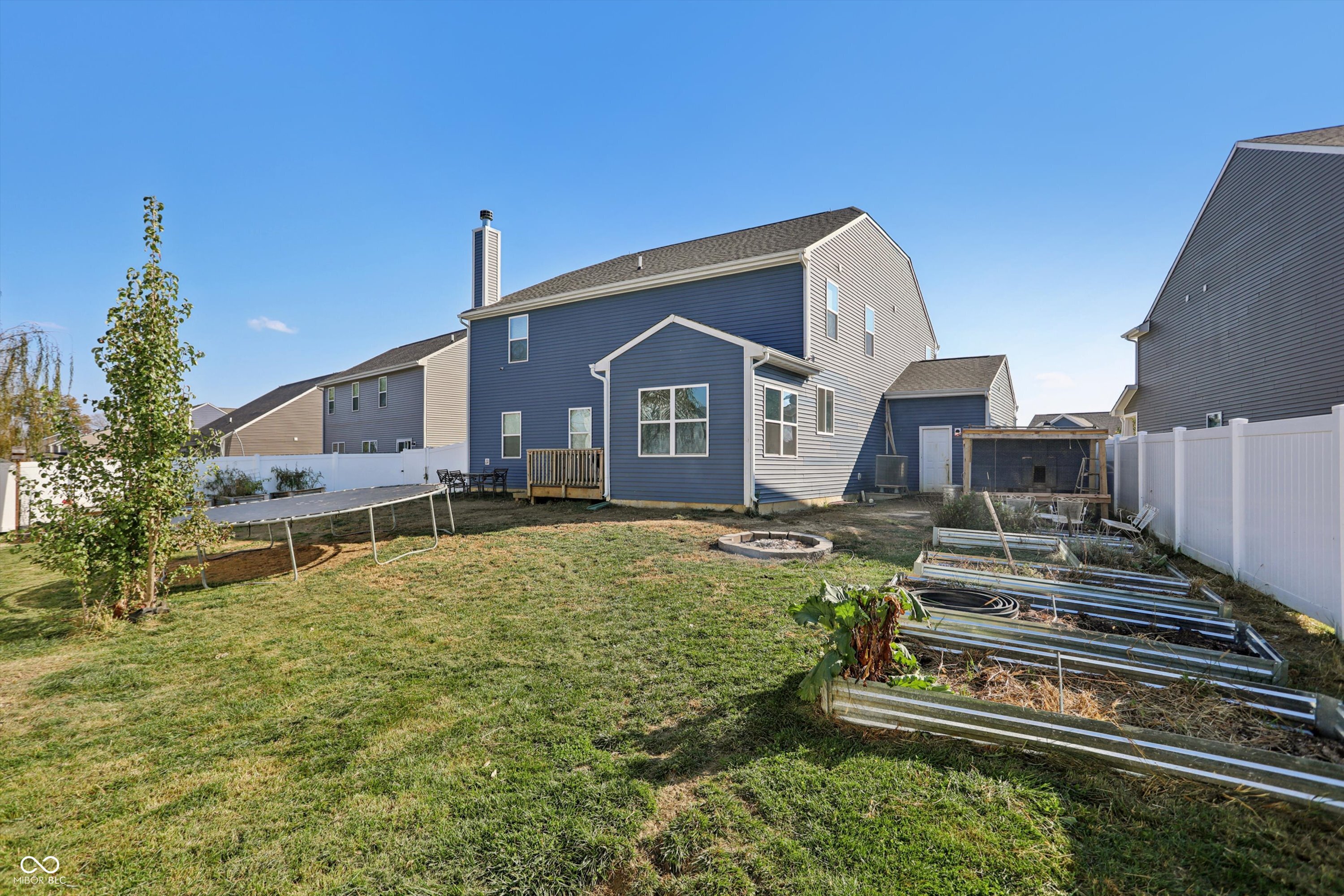 Franklin, Indiana, 46131, United States, 6 Bedrooms Bedrooms, ,4 BathroomsBathrooms,Residential,For Sale,1978604