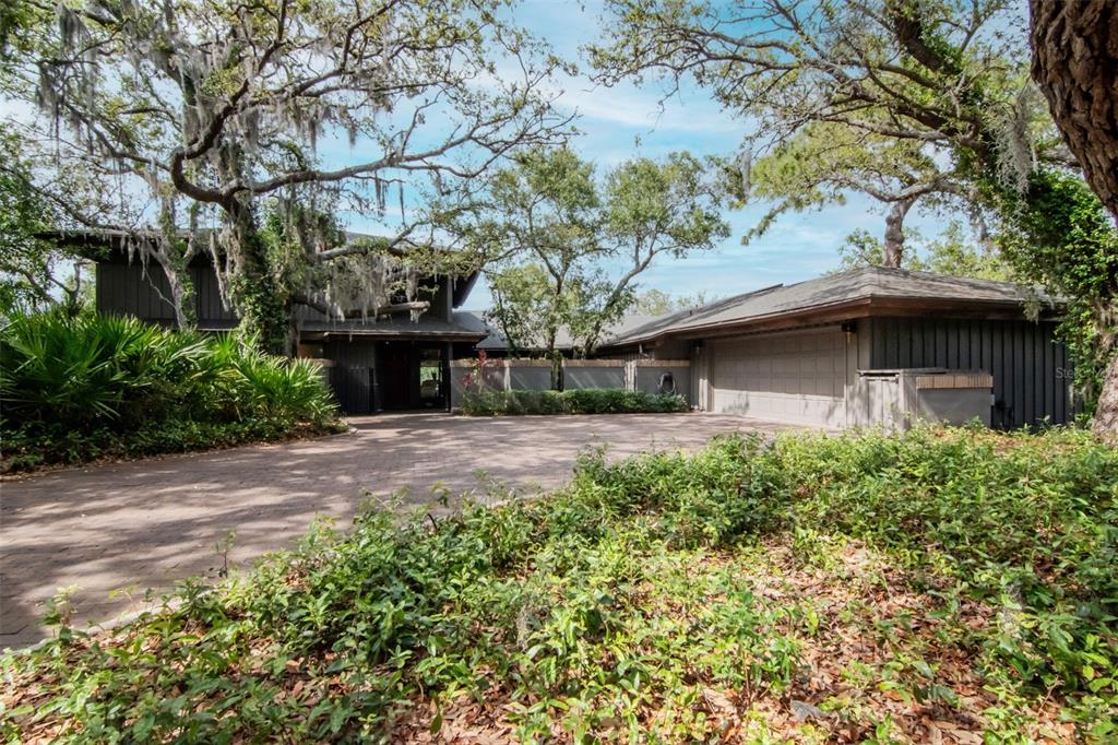 Dunedin, Florida, 34698, United States, 4 Bedrooms Bedrooms, ,5 BathroomsBathrooms,Residential,For Sale,1987490