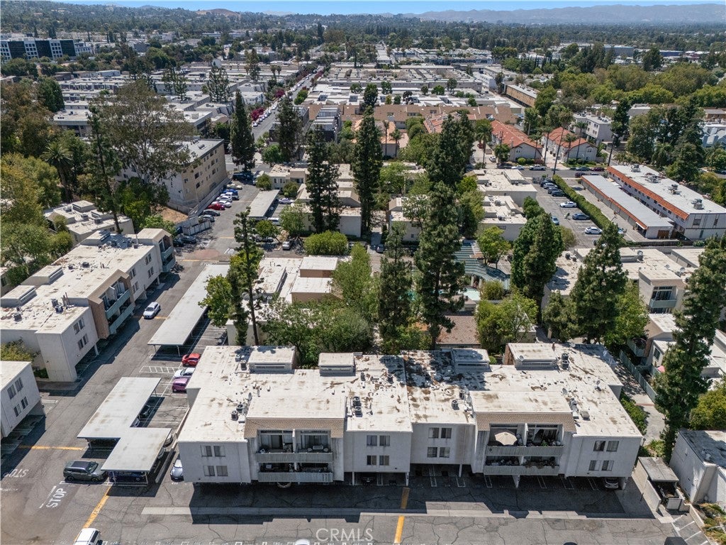 Tarzana, California, 91356, United States, 3 Bedrooms Bedrooms, ,2 BathroomsBathrooms,Residential,For Sale,1892794