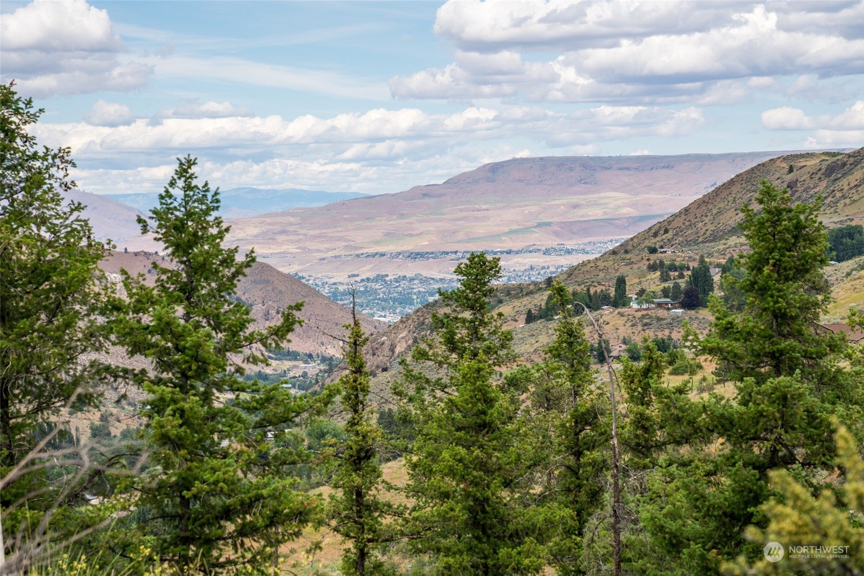 Wenatchee, Washington, 98801, United States, ,Land,For Sale,1690373