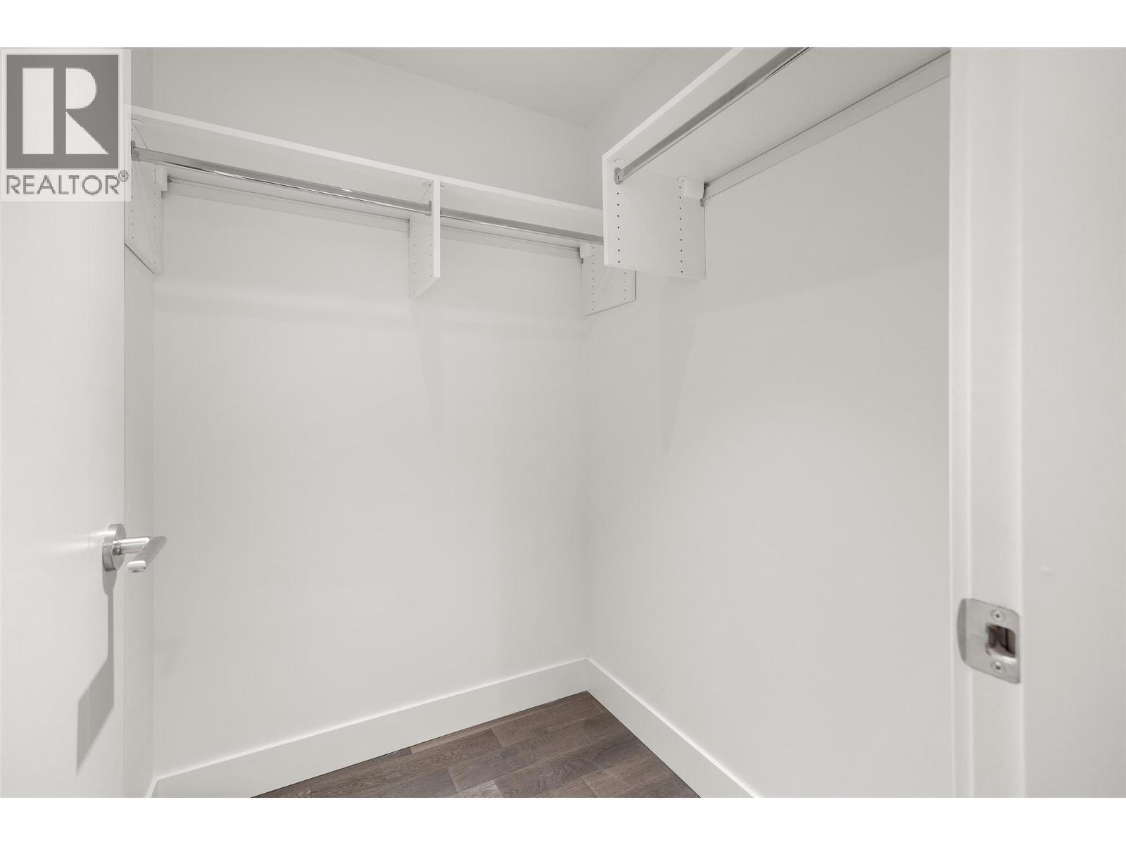 KELOWNA, British Columbia, V1Y 0J4, CA, 2 Bedrooms Bedrooms, ,2 BathroomsBathrooms,Residential,For Sale,1910840