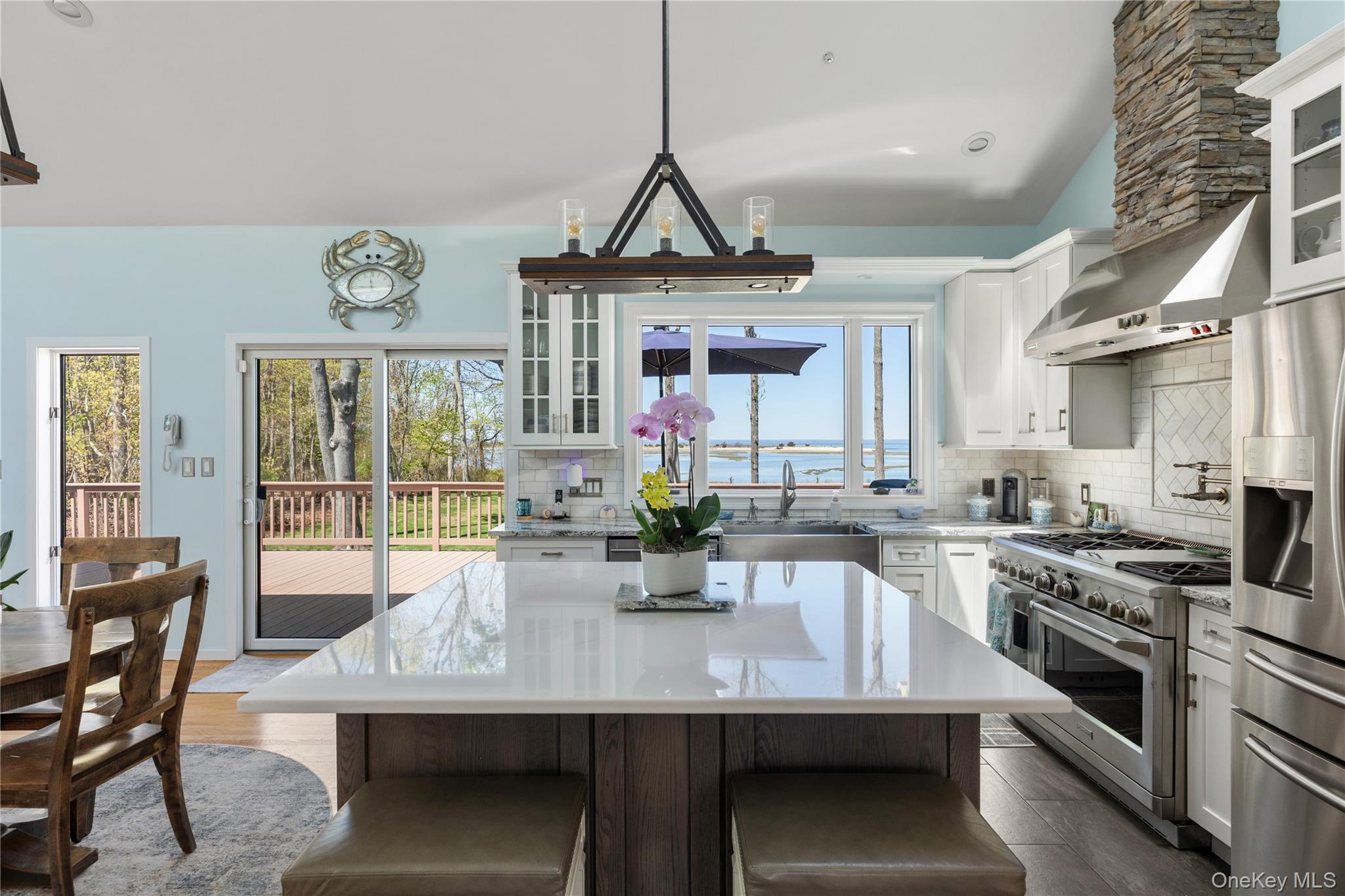 East Setauket, New York, 11733, United States, 5 Bedrooms Bedrooms, ,4 BathroomsBathrooms,Residential,For Sale,2048500