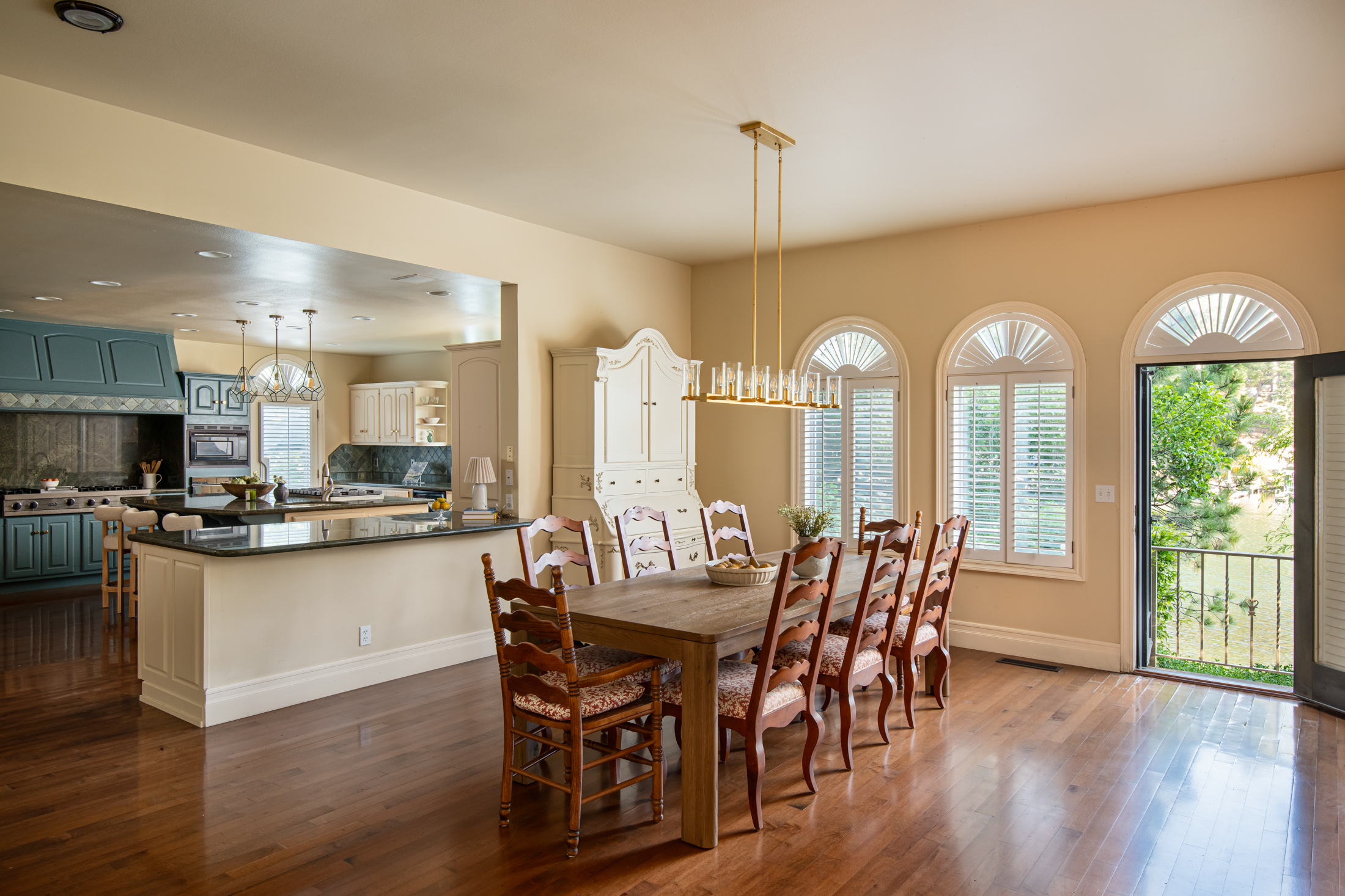  177 Shorewood Drive, Lake Arrowhead, CA 92352 - 物件實景