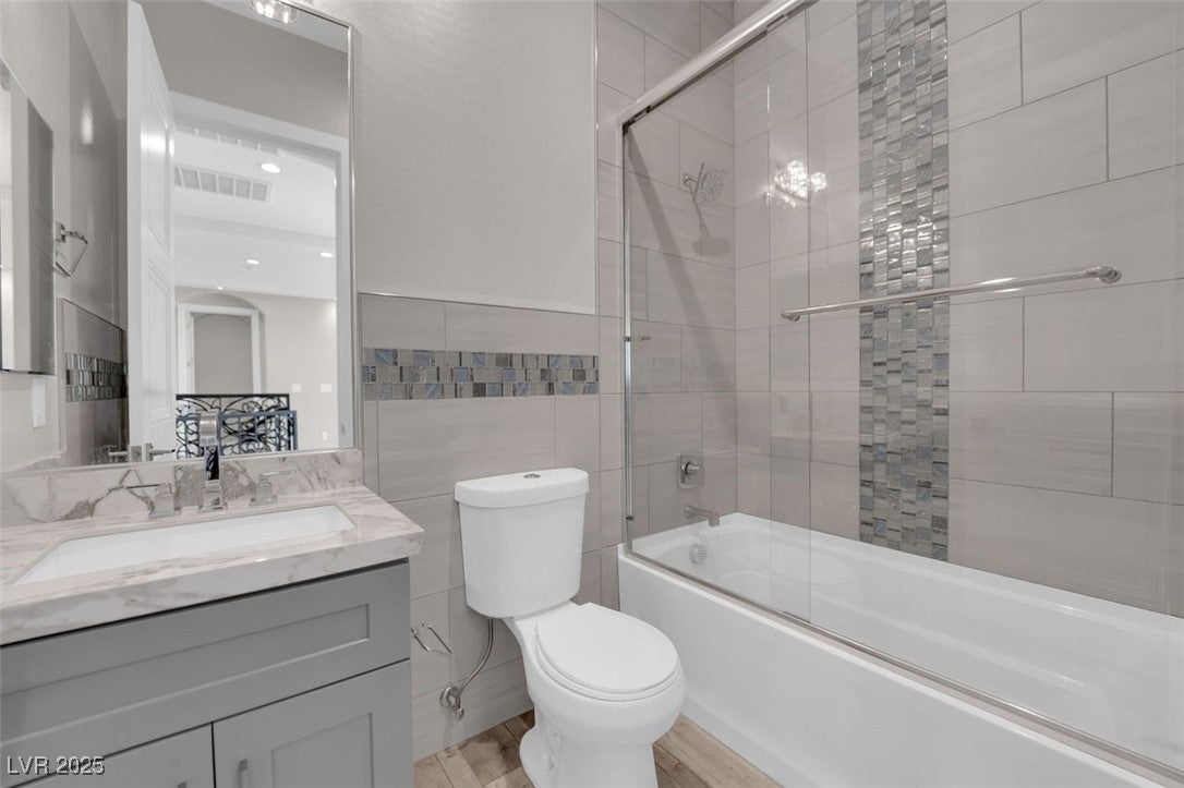 North Las Vegas, Nevada, 89032, United States, 4 Bedrooms Bedrooms, ,4 BathroomsBathrooms,Residential,For Sale,2001243