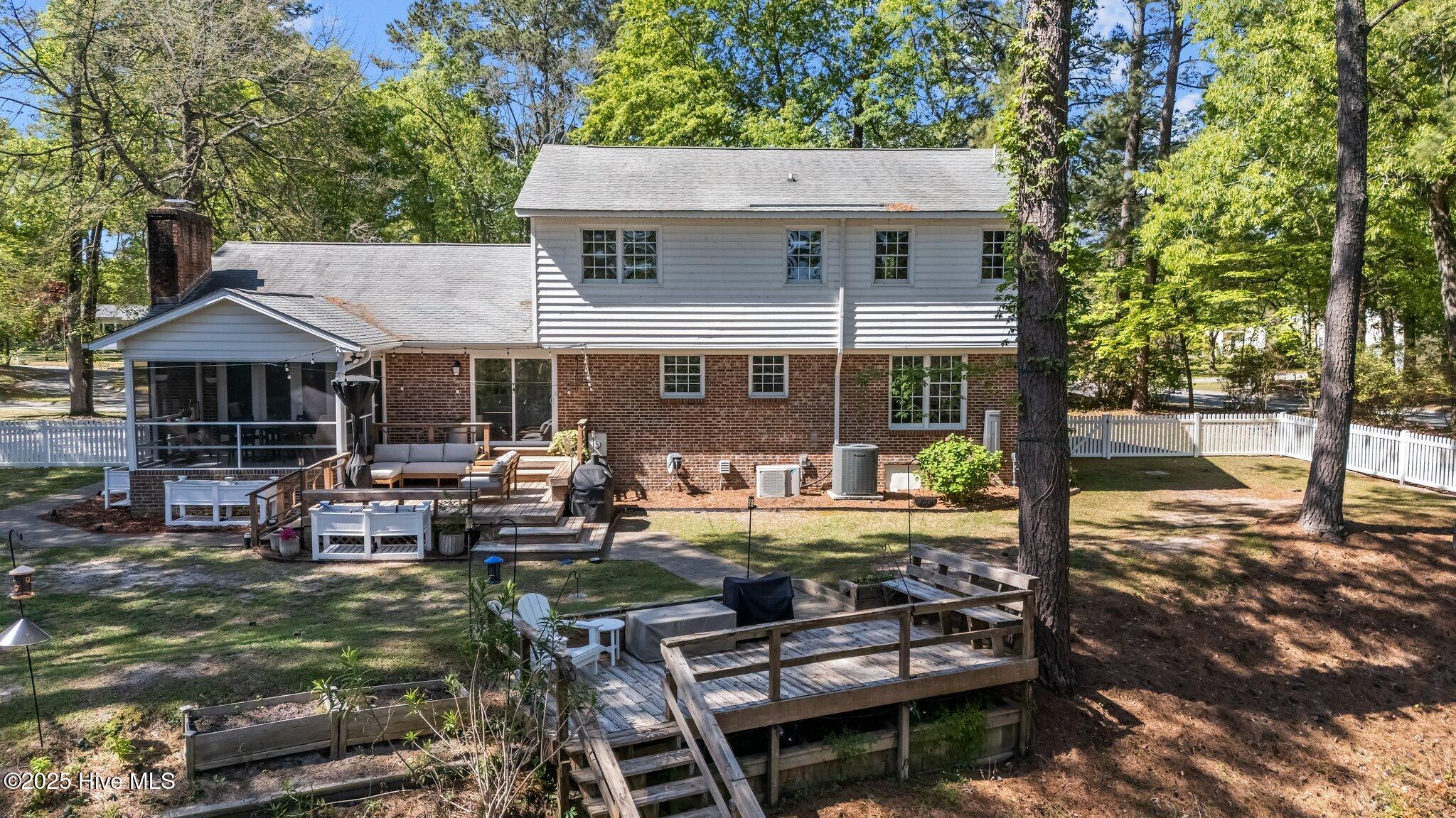 New Bern, North Carolina, 28562, United States, 3 Bedrooms Bedrooms, ,3 BathroomsBathrooms,Residential,For Sale,1793075