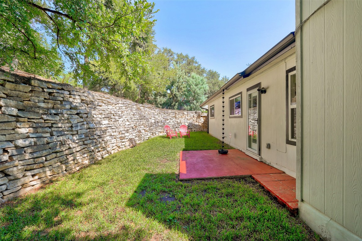 Austin, Texas, 78759, United States, 3 Bedrooms Bedrooms, ,2 BathroomsBathrooms,Residential,For Sale,1932047