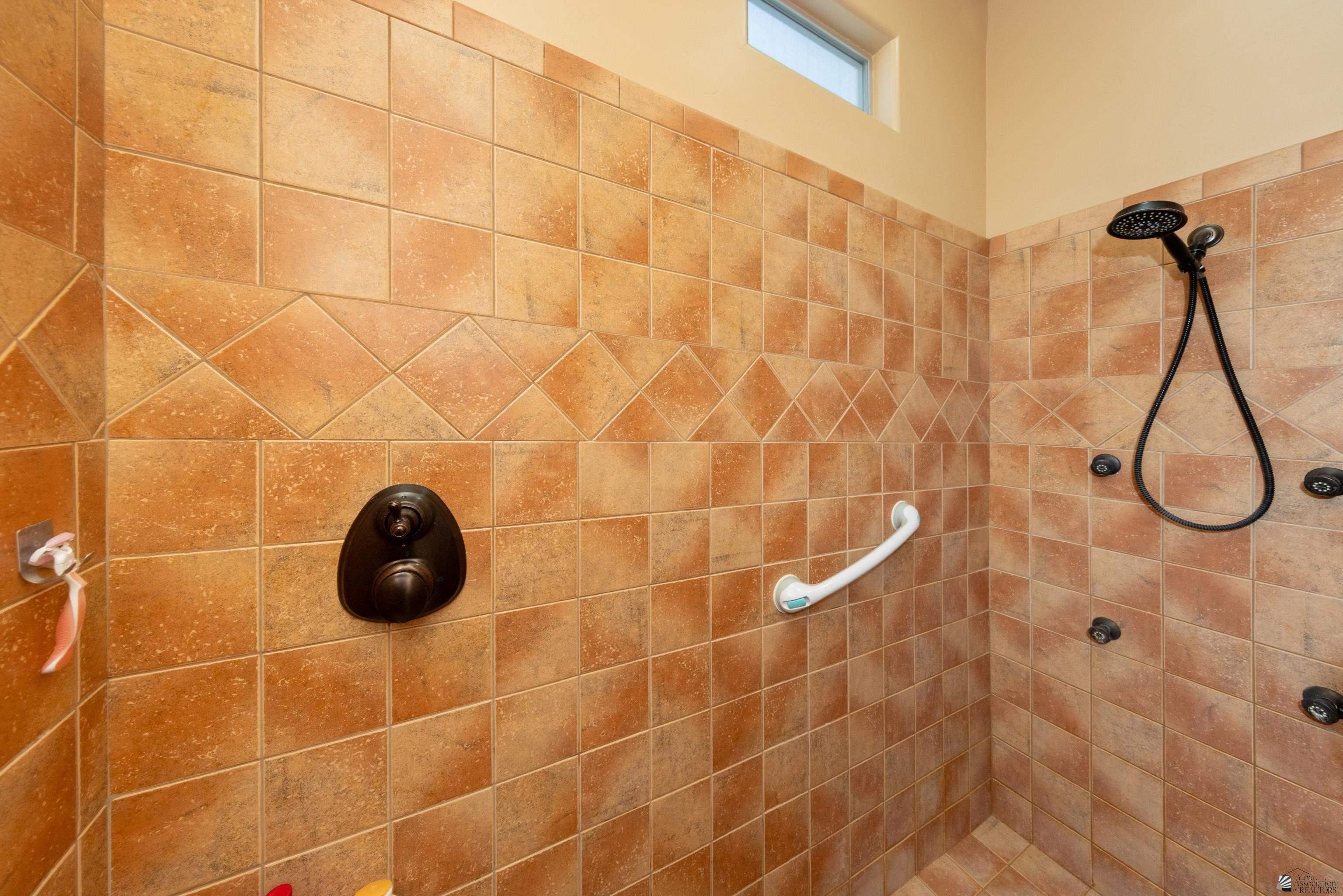 Yuma, Arizona, 85367, United States, 3 Bedrooms Bedrooms, ,1 BathroomBathrooms,Residential,For Sale,1982634