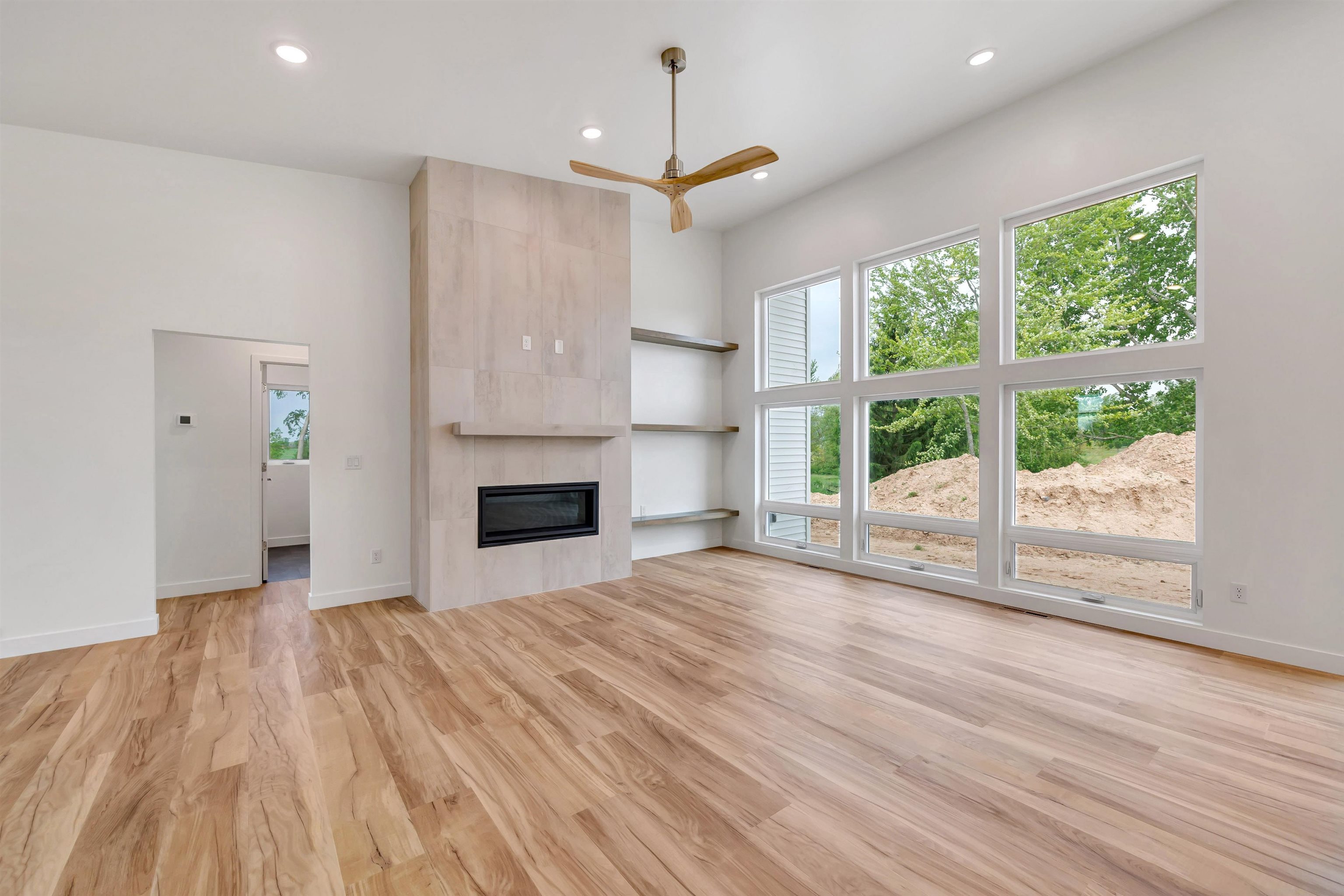 DE PERE, Wisconsin, 54115, United States, 3 Bedrooms Bedrooms, ,3 BathroomsBathrooms,Residential,For Sale,1911999