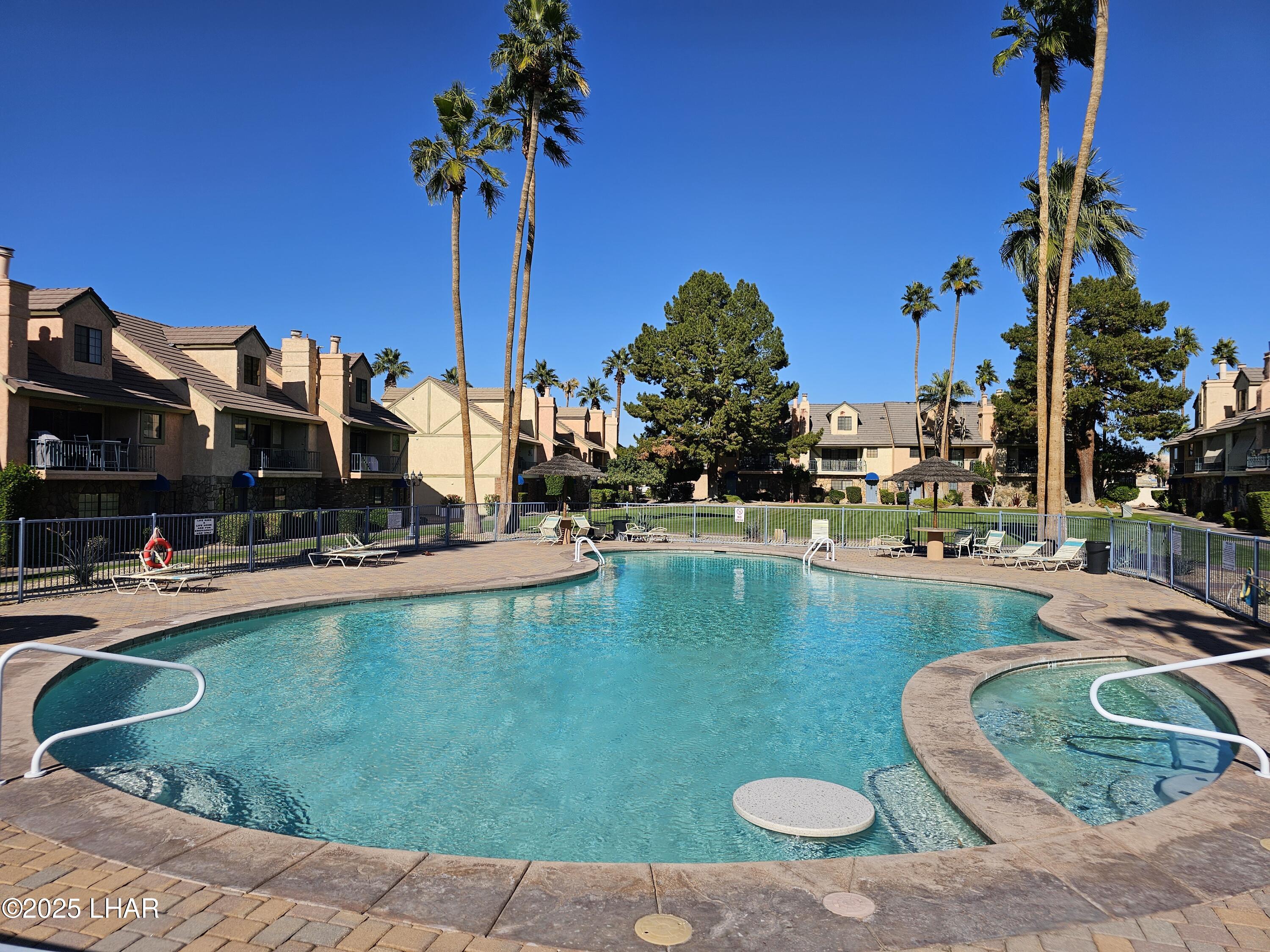 Lake Havasu City, Arizona, 86403, United States, 2 Bedrooms Bedrooms, ,3 BathroomsBathrooms,Residential,For Sale,2001999