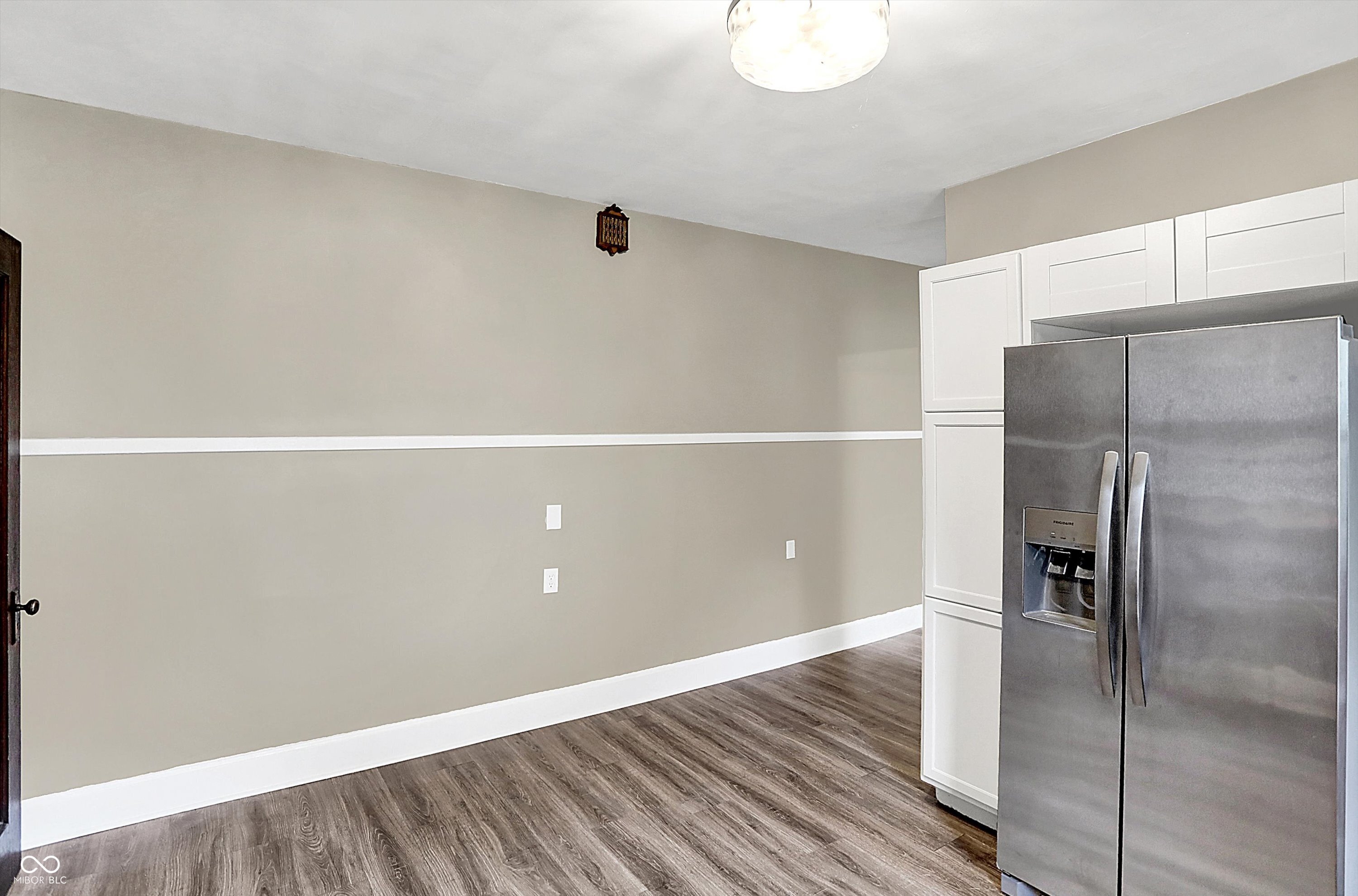Indianapolis, Indiana, 46201, United States, ,Residential,For Sale,1893687