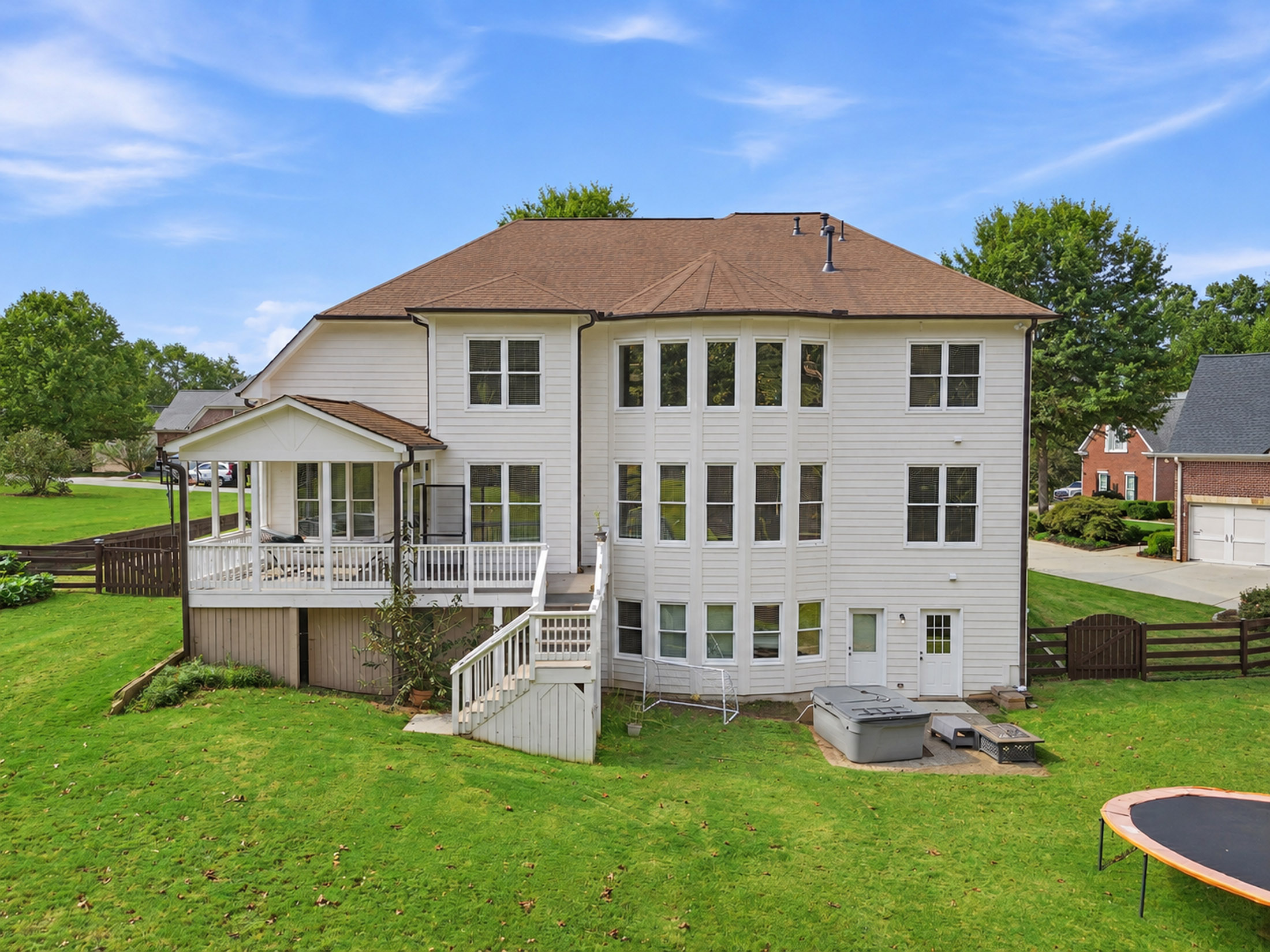  Beautifully Appointed Home in Sought-After Woodmont - 物件實景