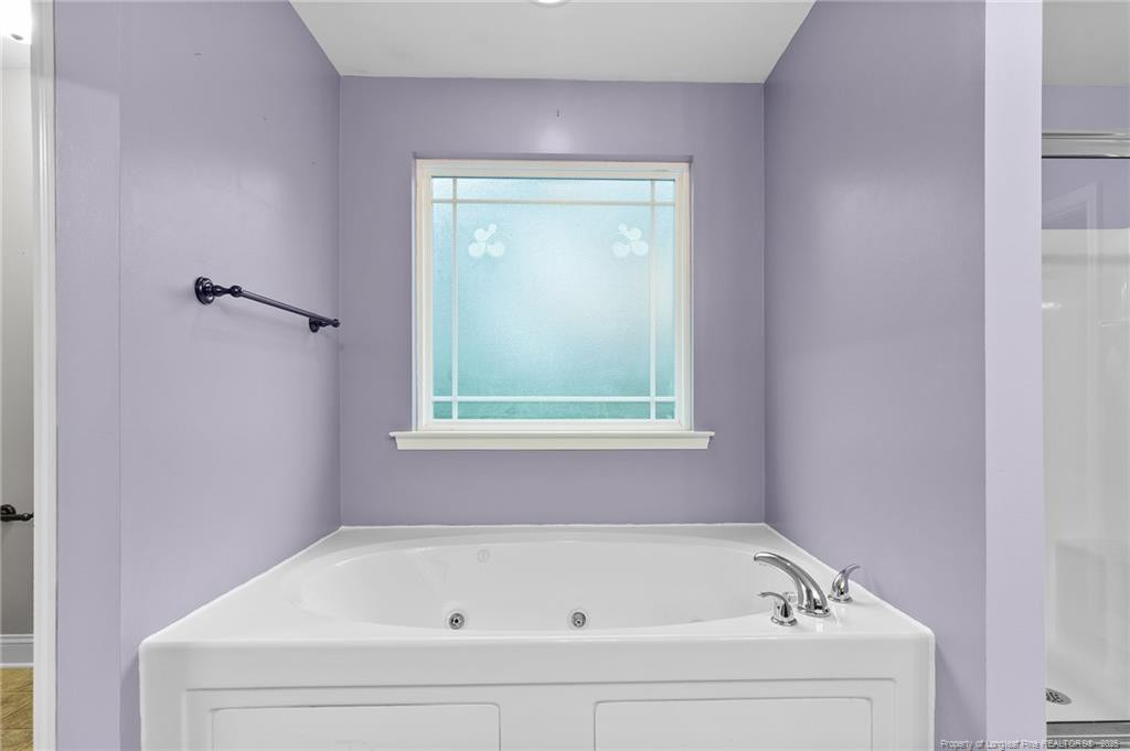Sanford, North Carolina, 27332, United States, 4 Bedrooms Bedrooms, ,4 BathroomsBathrooms,Residential,For Sale,1891962