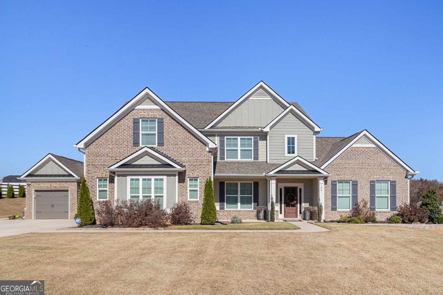 Senoia, Georgia, 30276, United States, 5 Bedrooms Bedrooms, ,4 BathroomsBathrooms,Residential,For Sale,1985823