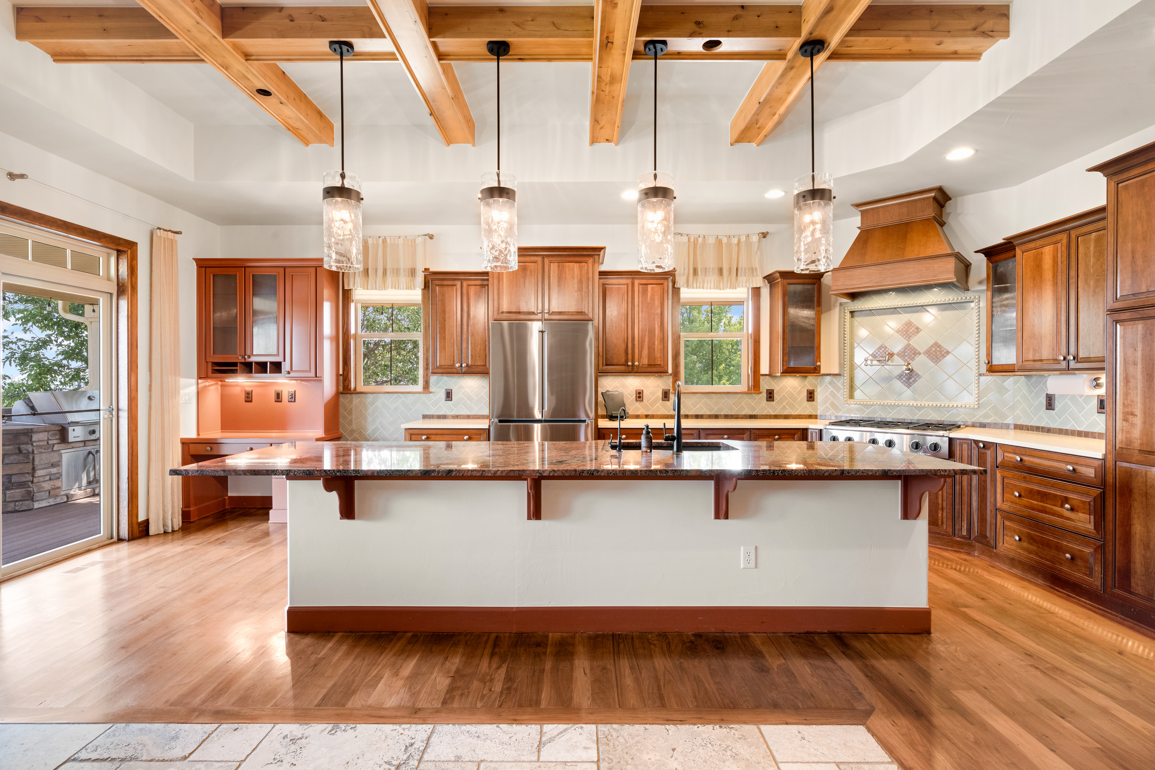  Designed for both comfortable living and effortless entertaining - 物件實景