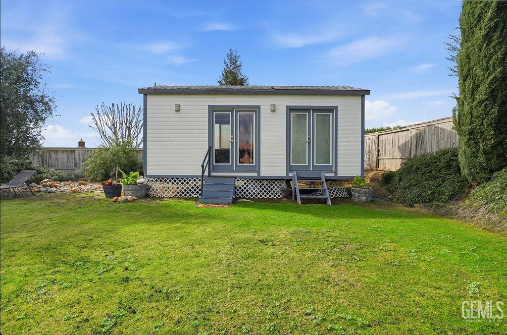 Bakersfield, California, 93306, United States, 3 Bedrooms Bedrooms, ,2 BathroomsBathrooms,Residential,For Sale,2005993