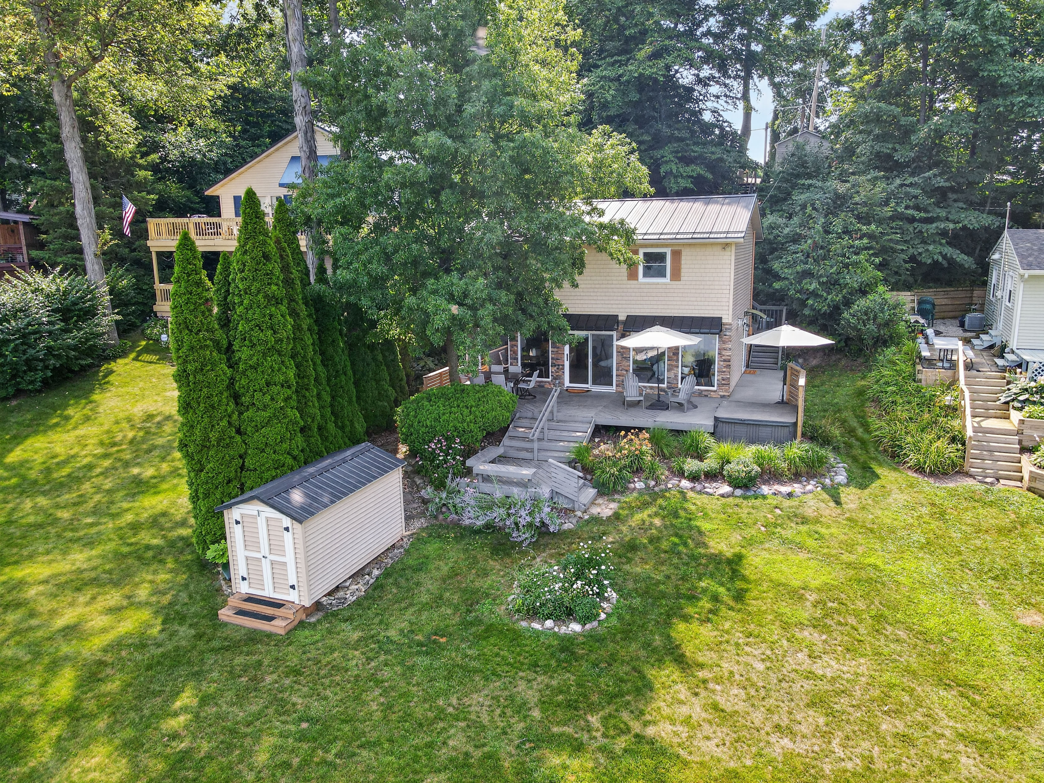  Four Bedroom Webster Lake Home - 物件實景